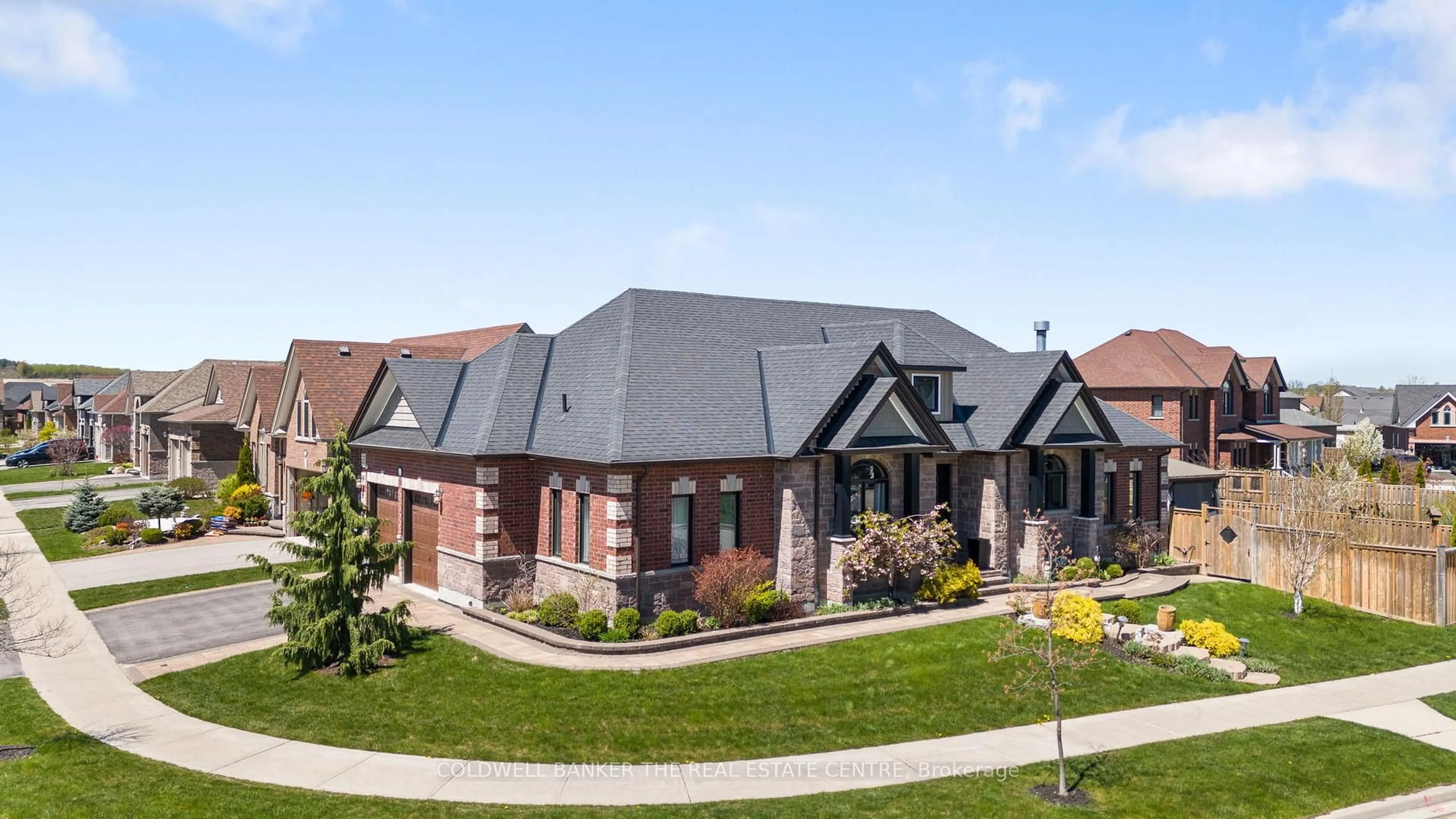 Home with brick exterior material, unknown for 1076 Ralston Loop N/A, Innisfil Ontario L9S 0L1