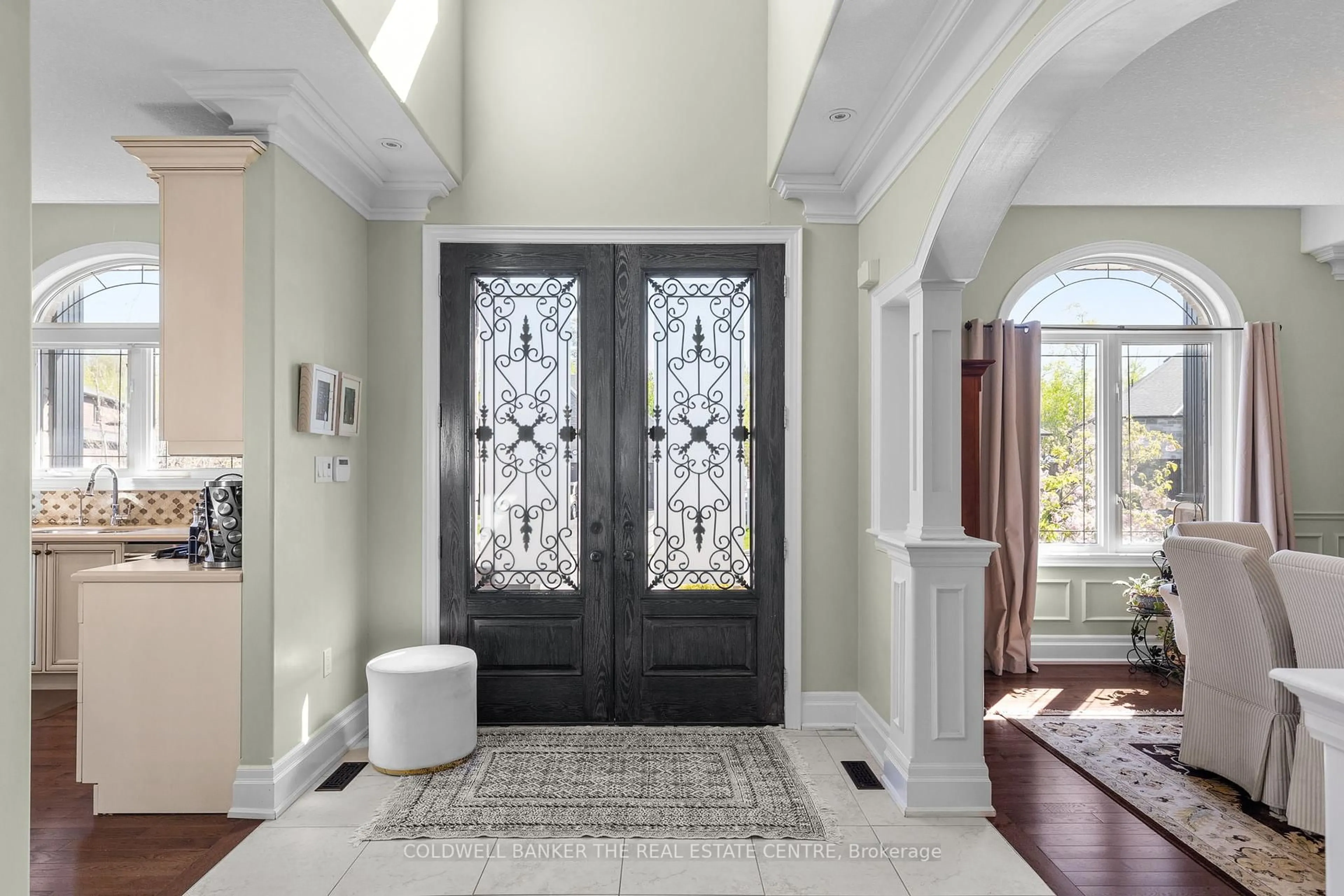 Indoor entryway for 1076 Ralston Loop N/A, Innisfil Ontario L9S 0L1