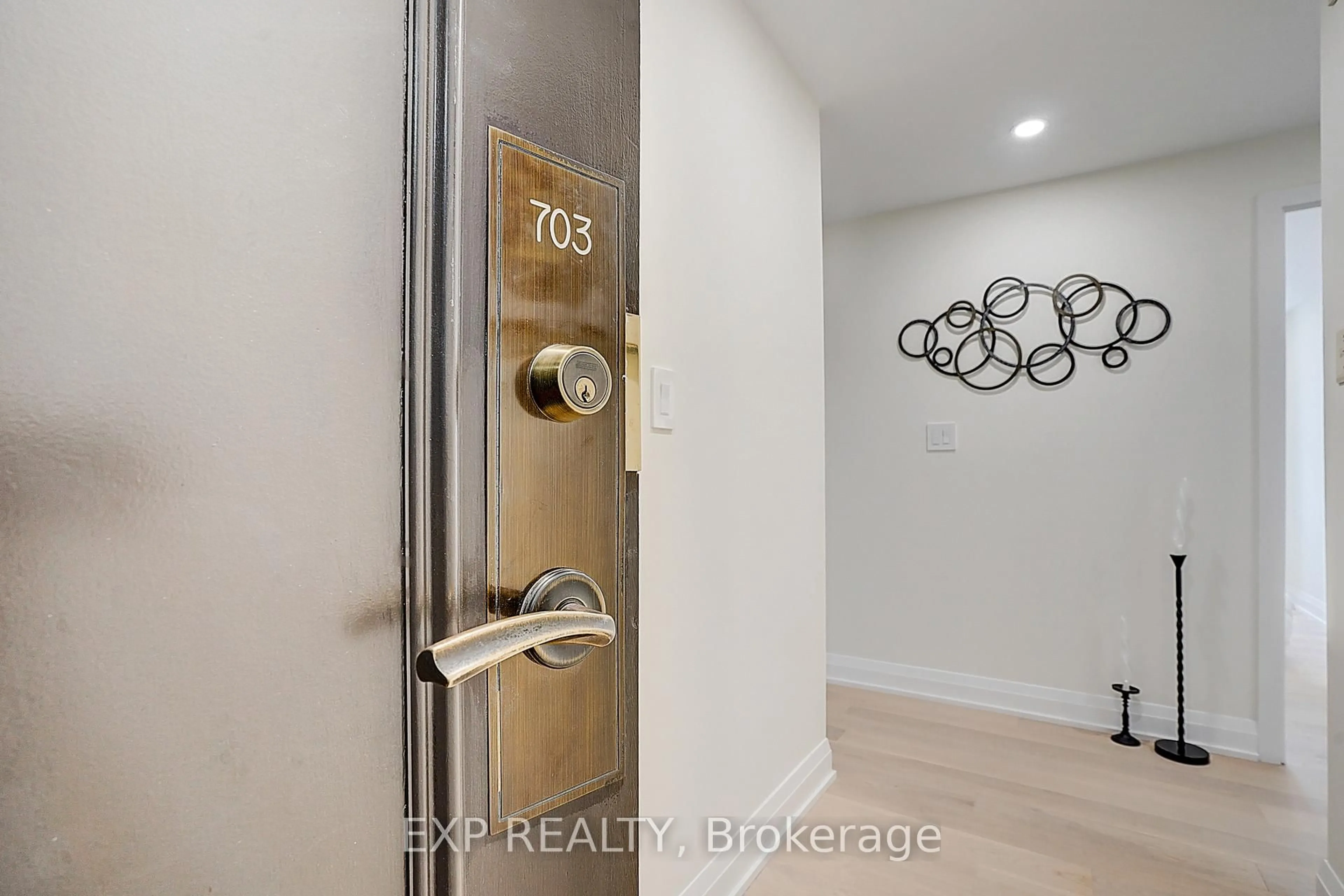 Indoor entryway for 60 Inverlochy Blvd #703, Markham Ontario L3T 4T7
