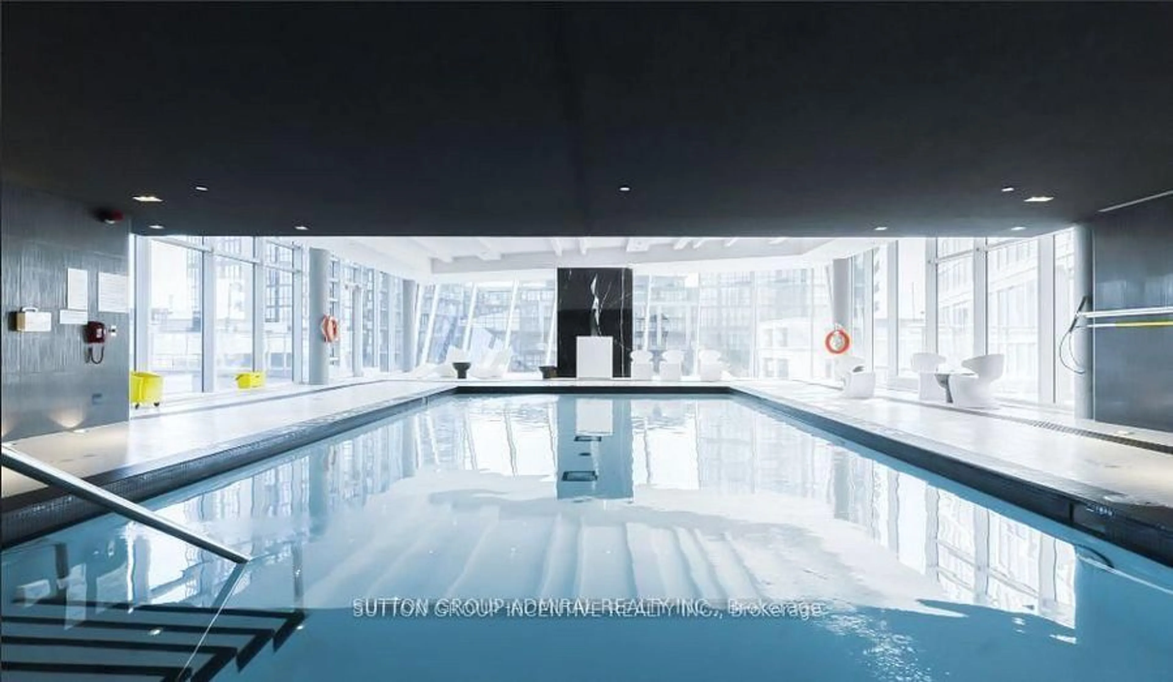 Pool for 2908 Highway 7 N/A #1101, Vaughan Ontario L4K 0K5