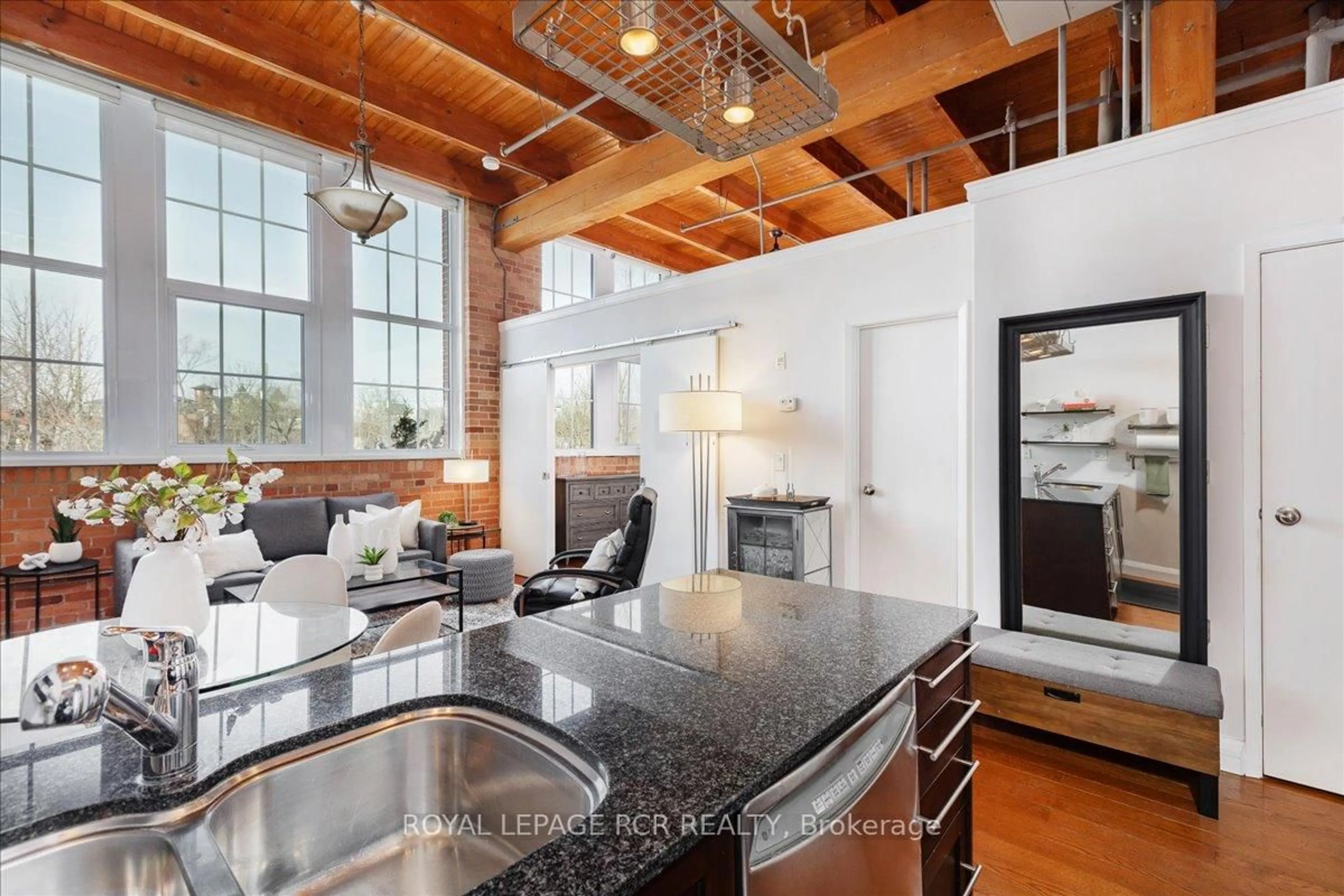 Open concept kitchen, unknown for 543 Timothy St #210, Newmarket Ontario L3Y 1R1