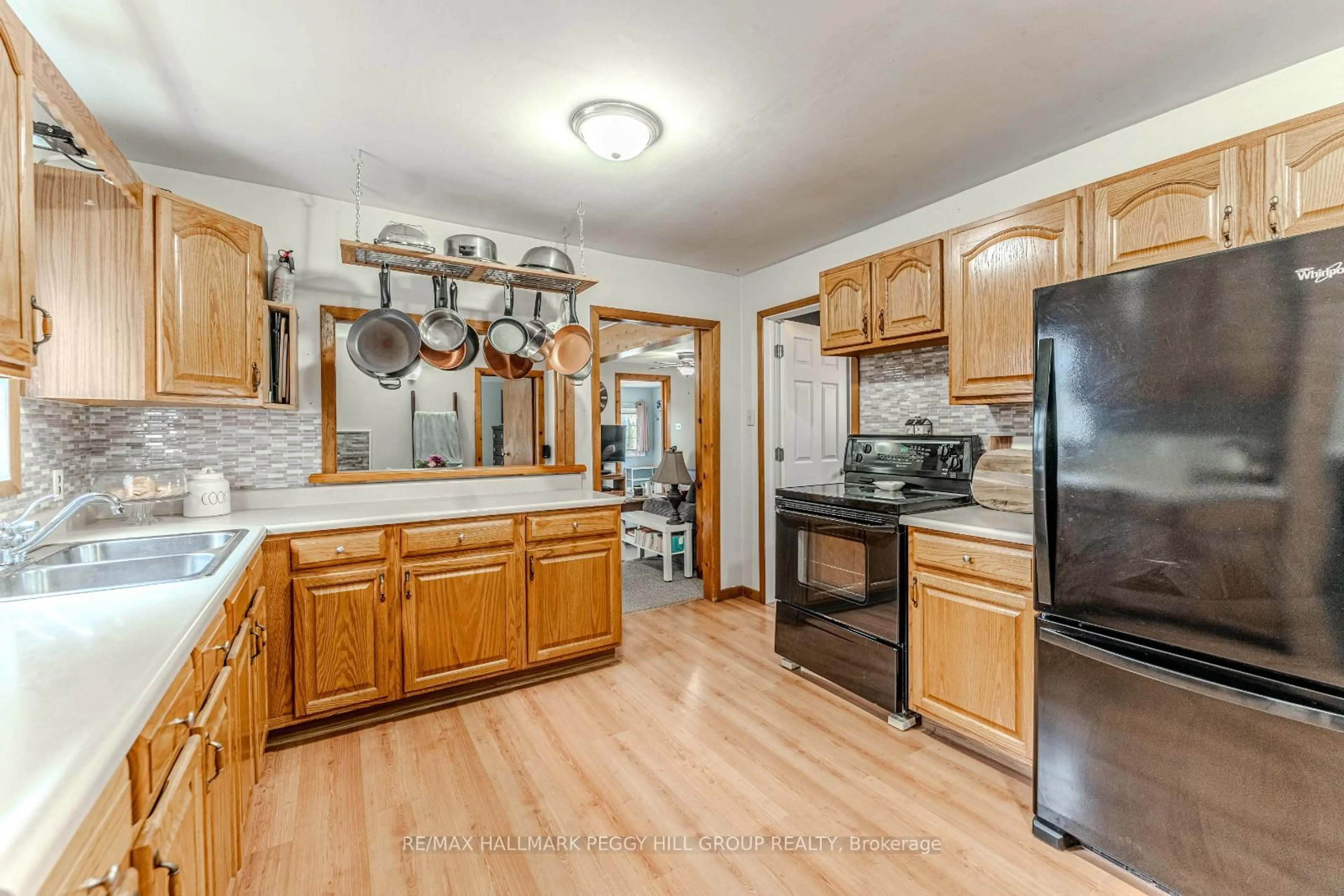 Open concept kitchen, unknown for 8343 Main Street Lisle N/A, Adjala-Tosorontio Ontario L0M 1M0