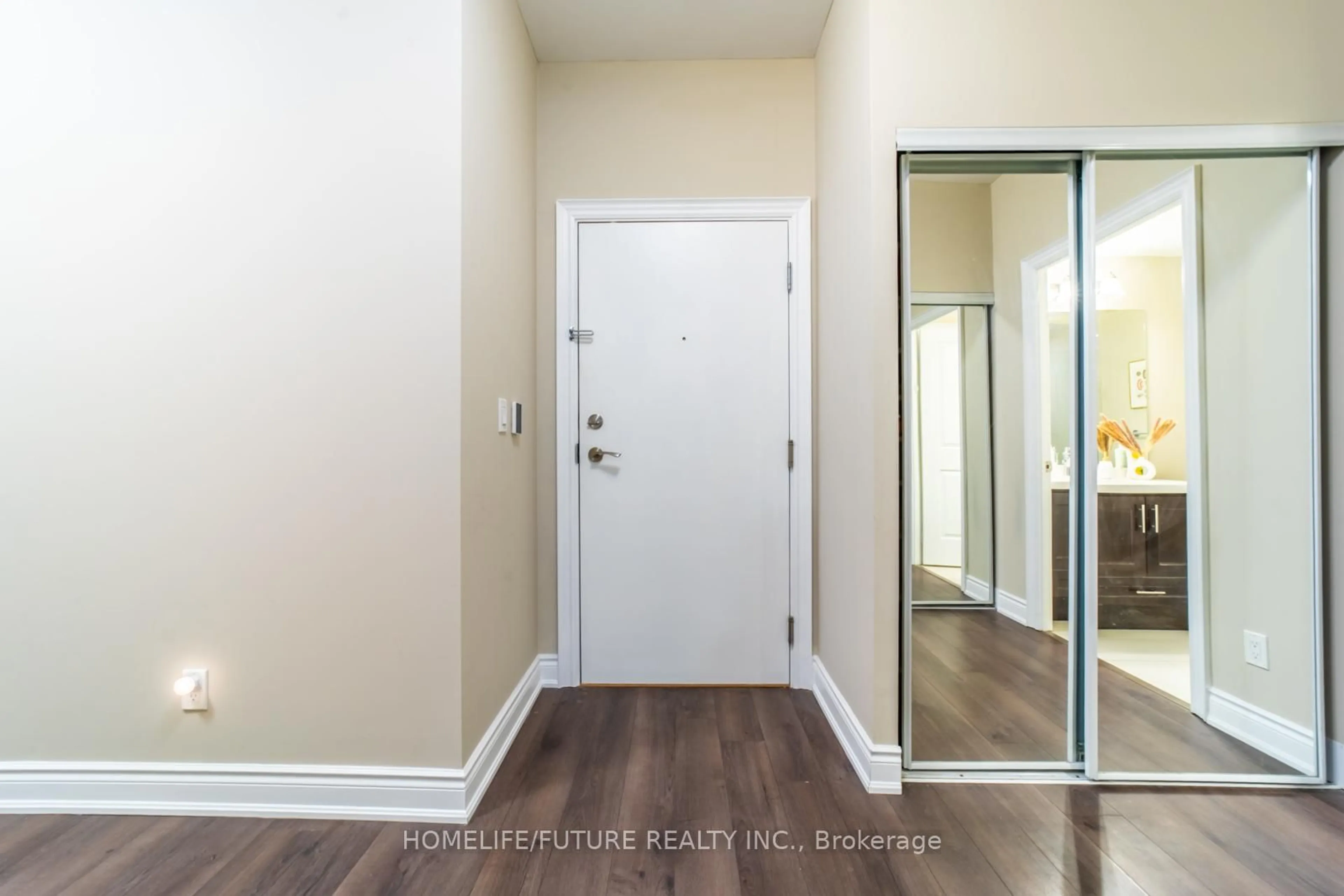 Indoor entryway for 33 Clegg Rd #201, Markham Ontario L6G 0B2