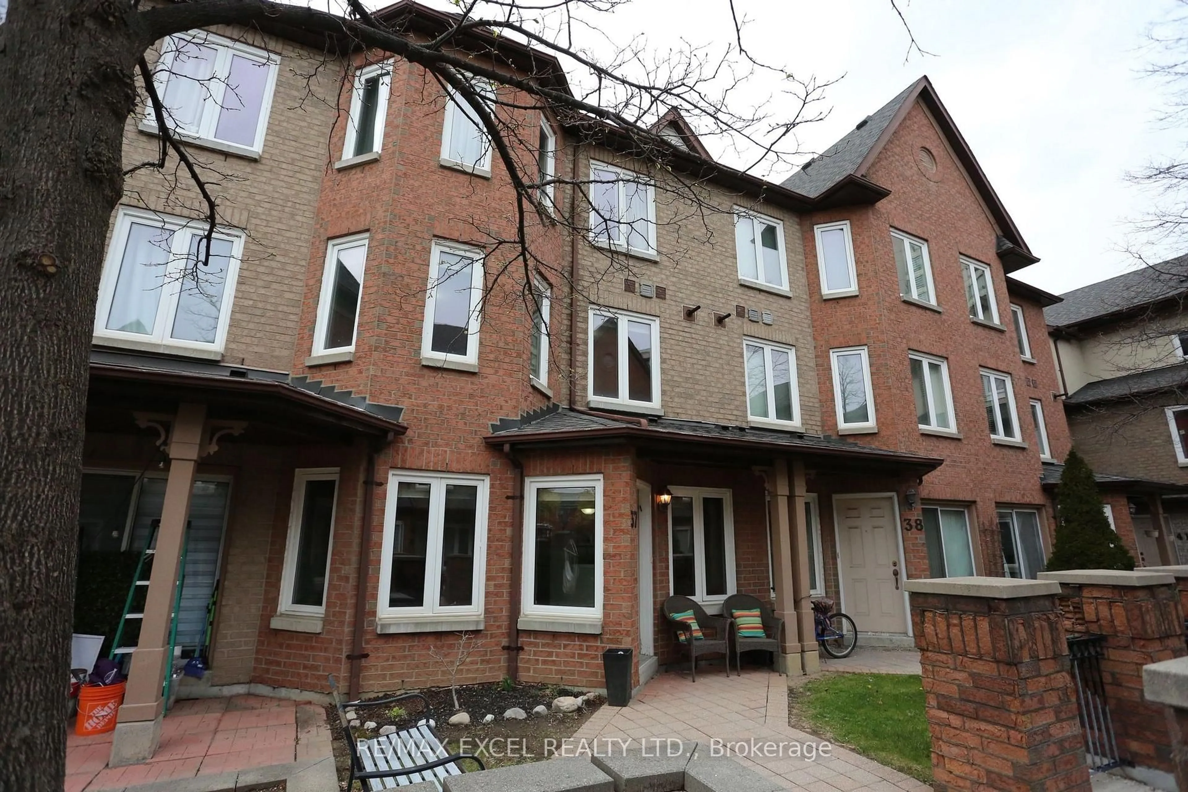 Home with brick exterior material, street for 735 New Westminster Dr #37, Vaughan Ontario L4J 7Y9