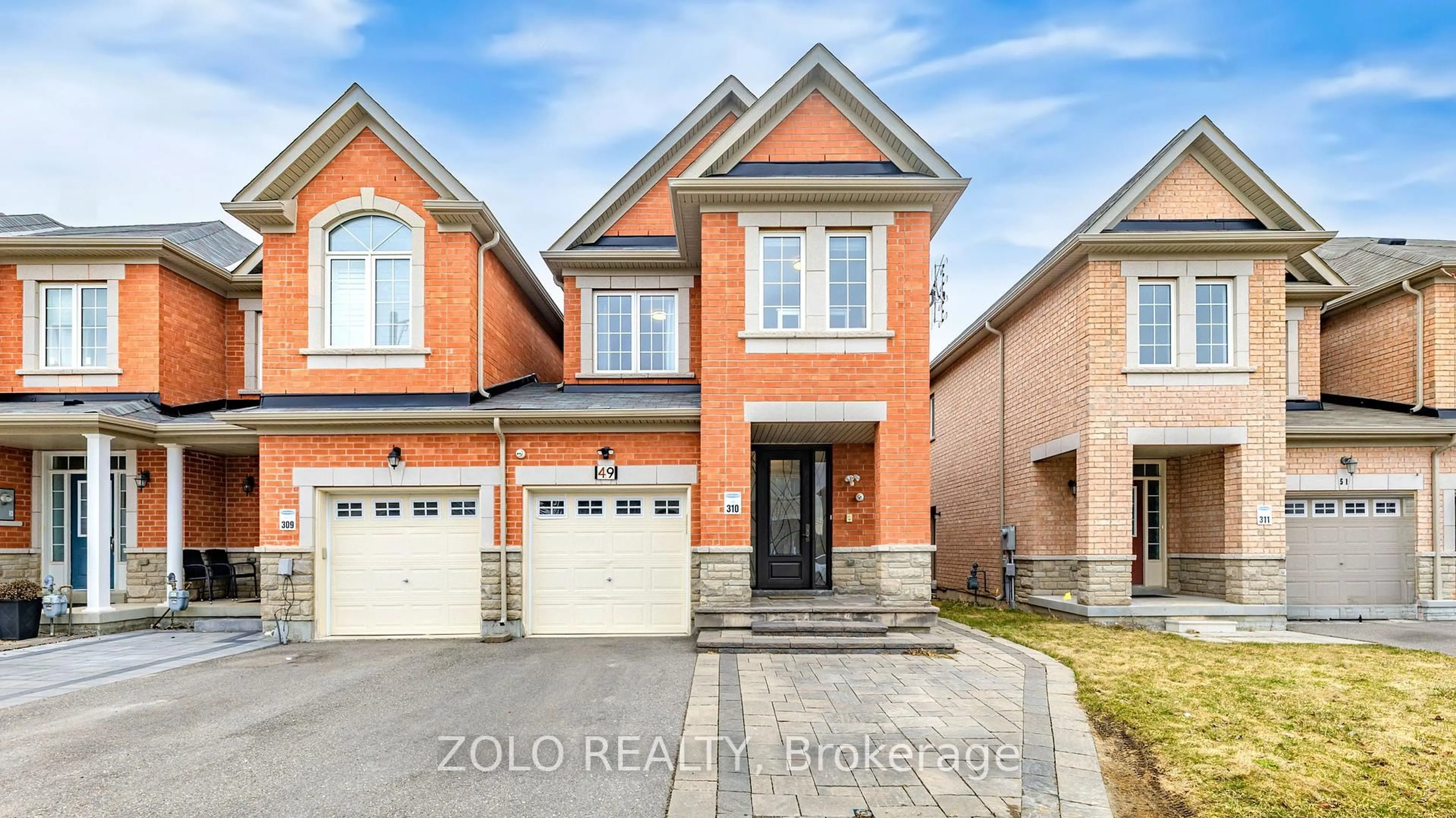 Home with brick exterior material, street for 49 Collin Crt, Richmond Hill Ontario L4E 0X6