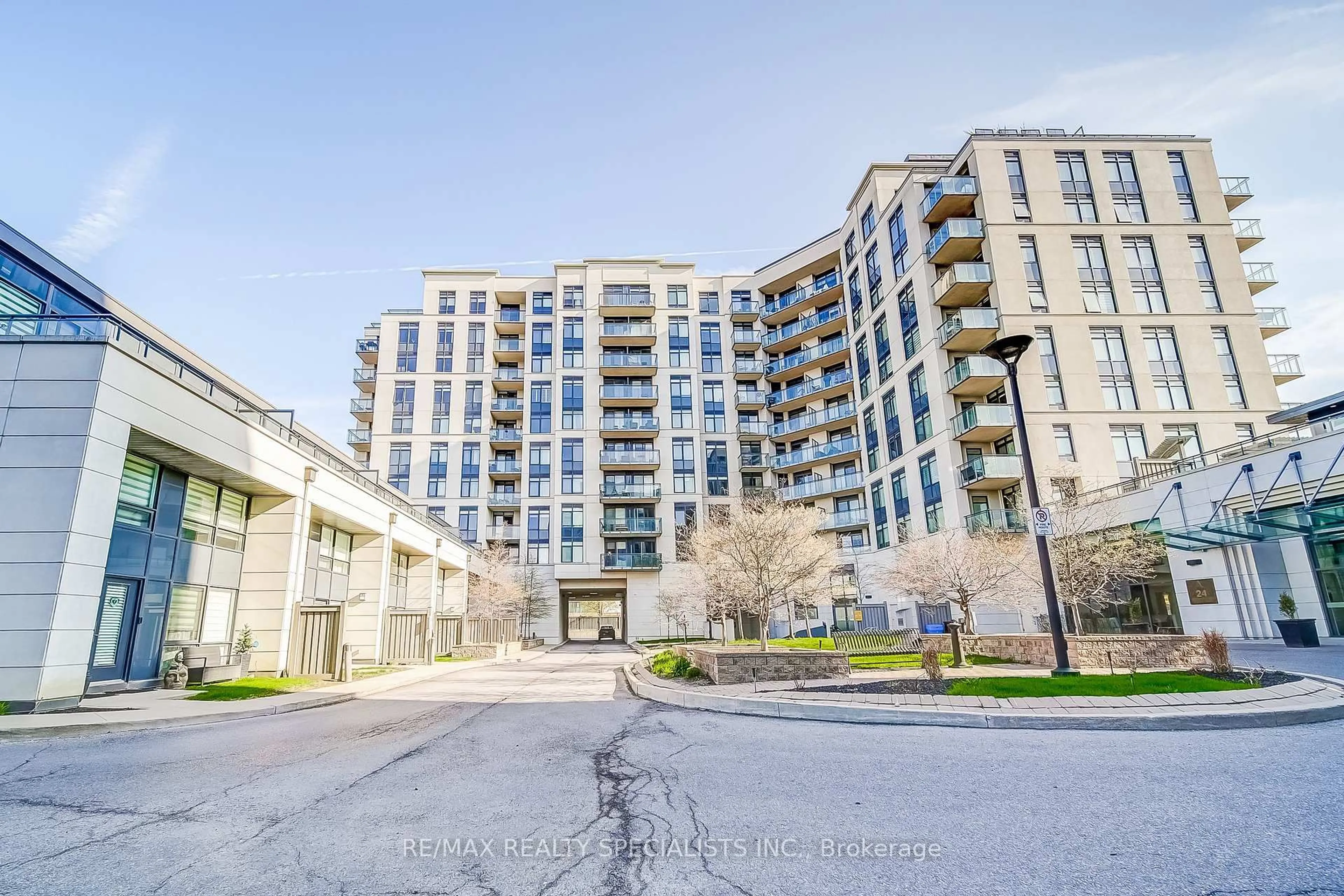 Unknown for 24 Woodstream Blvd #710, Vaughan Ontario L4L 8C4
