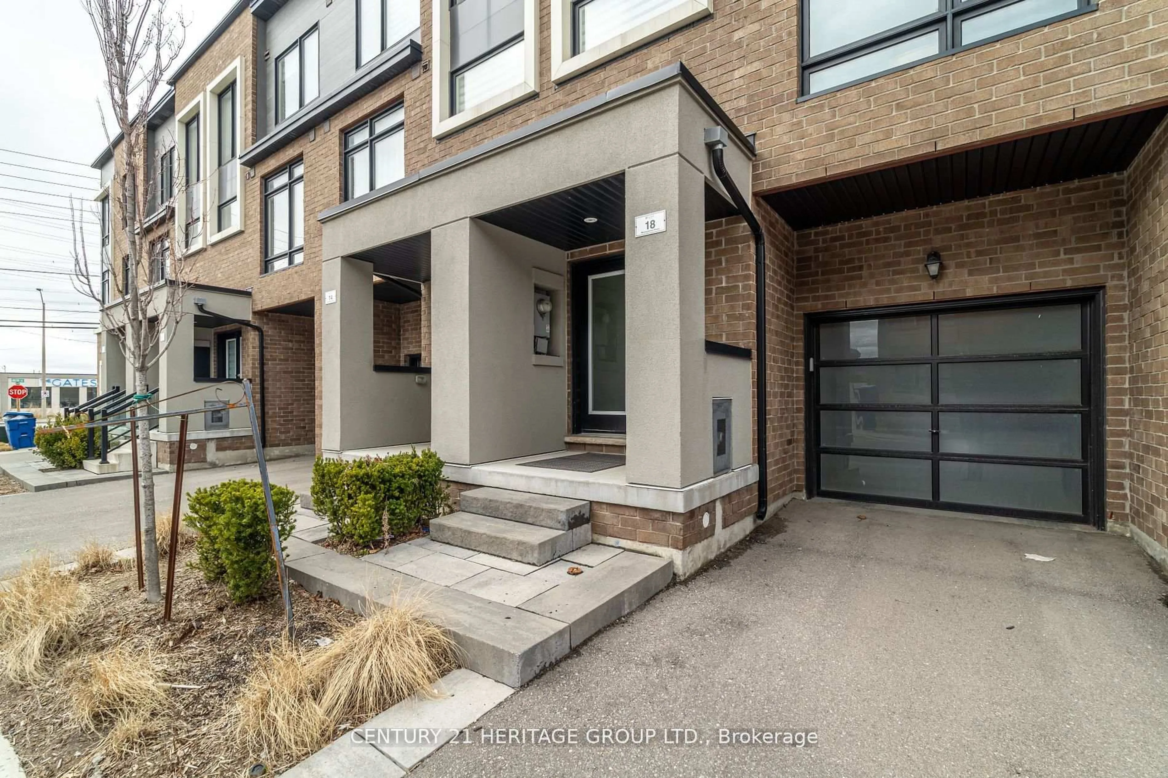 Home with brick exterior material, street for 18 MONEYPENNY Pl, Vaughan Ontario L4J 0K9