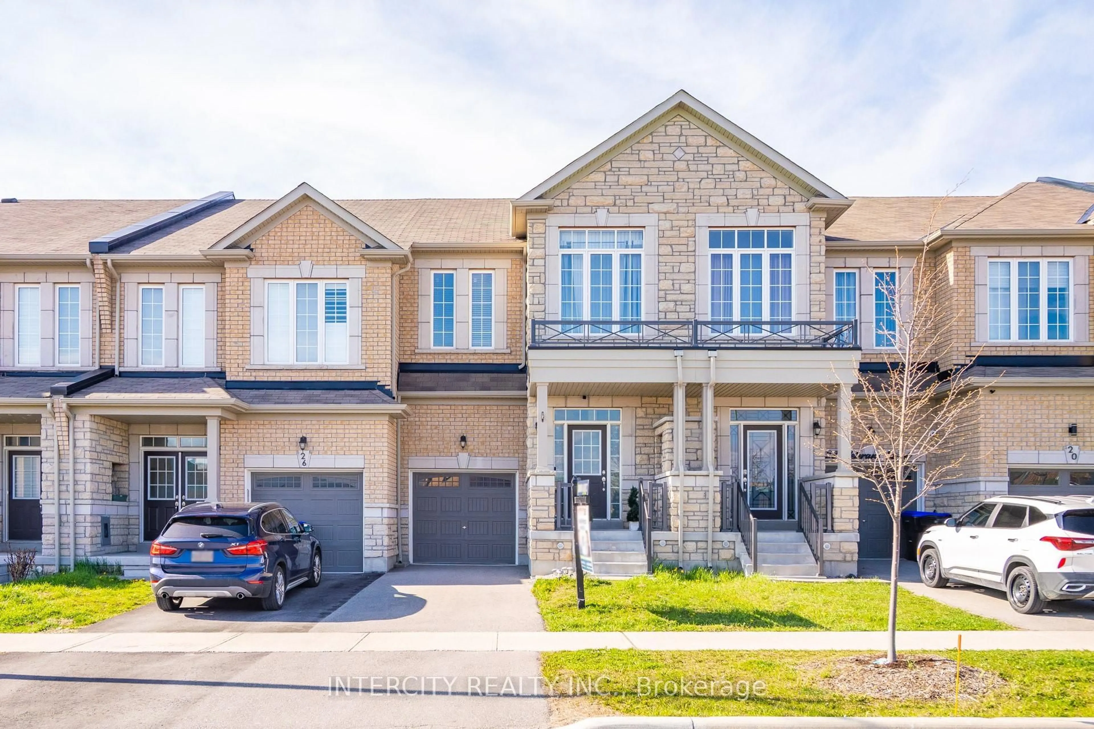 Home with brick exterior material, street for 24 Veterans St, Bradford West Gwillimbury Ontario L3Z 4L3