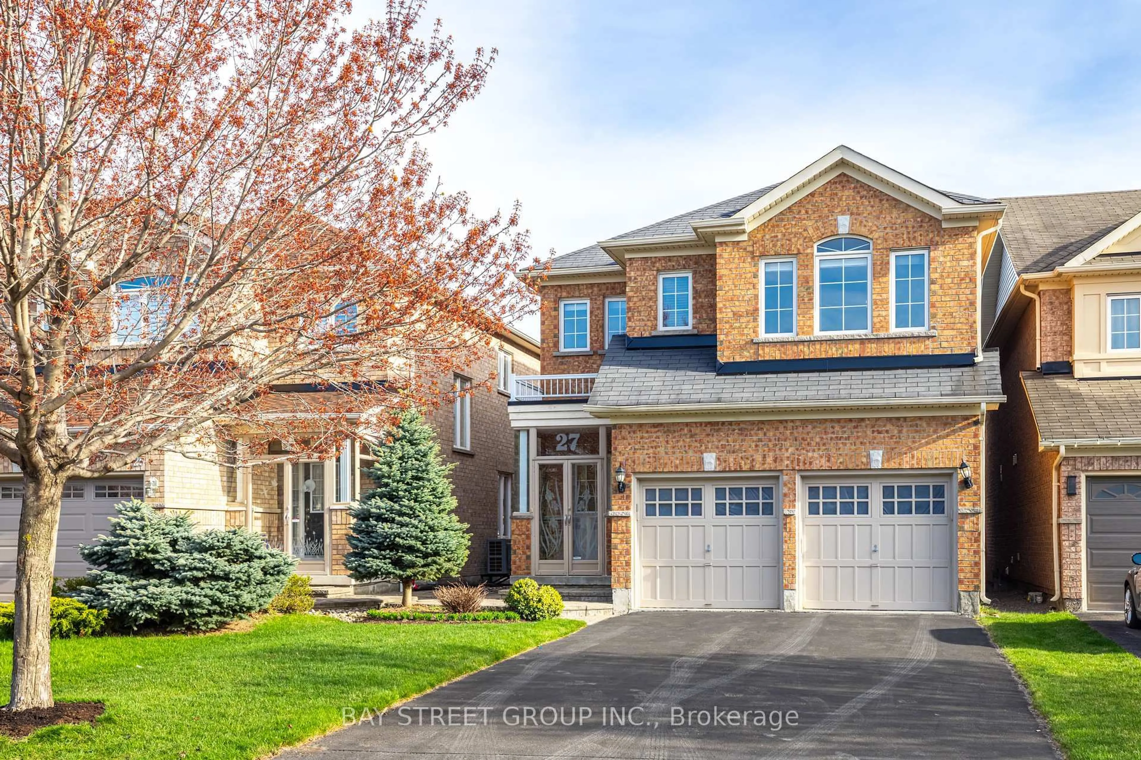 Home with brick exterior material, street for 27 Primont Dr, Richmond Hill Ontario L4S 2V5