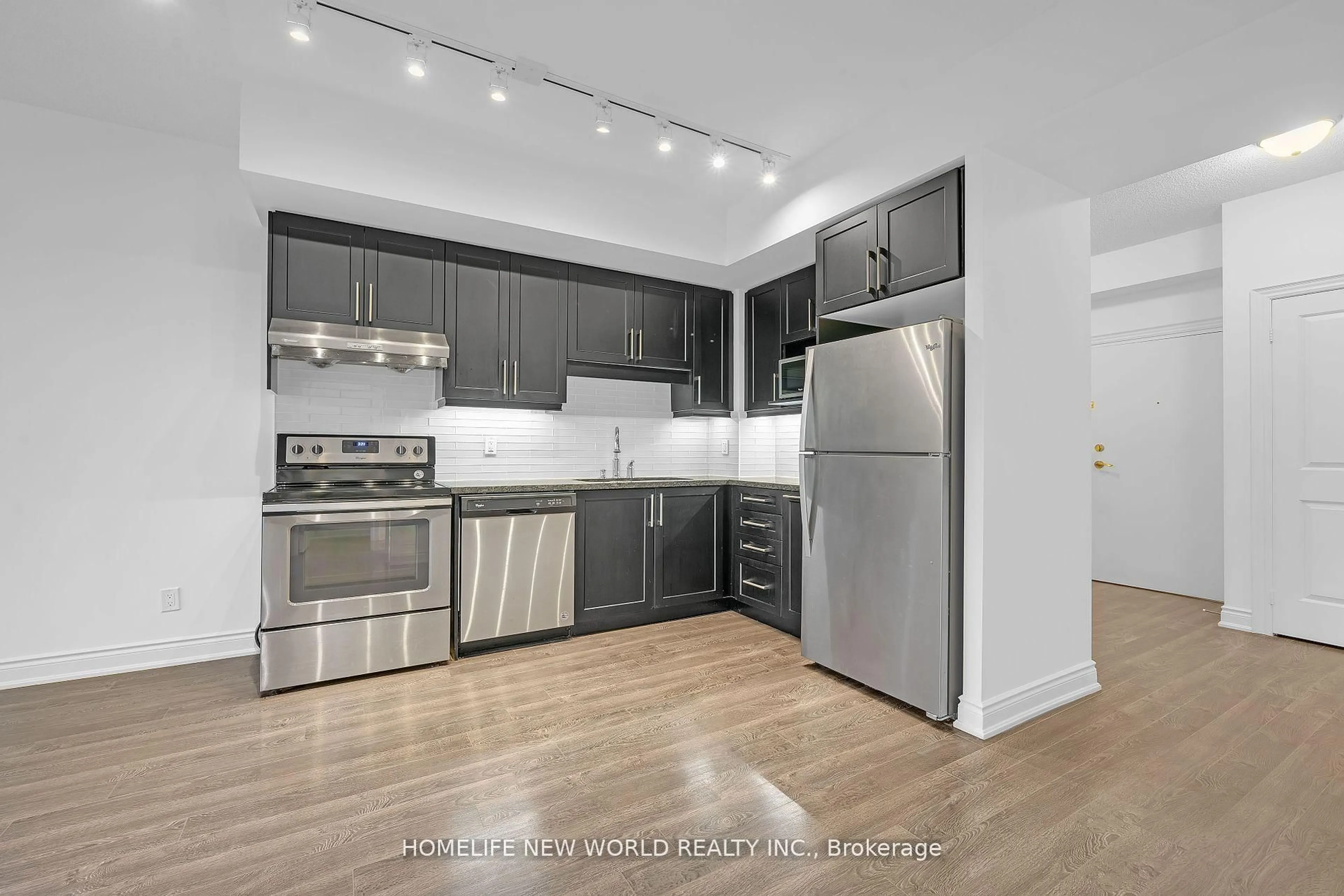 Standard kitchen, unknown for 33 Clegg Rd #1006, Markham Ontario L6G 0G6