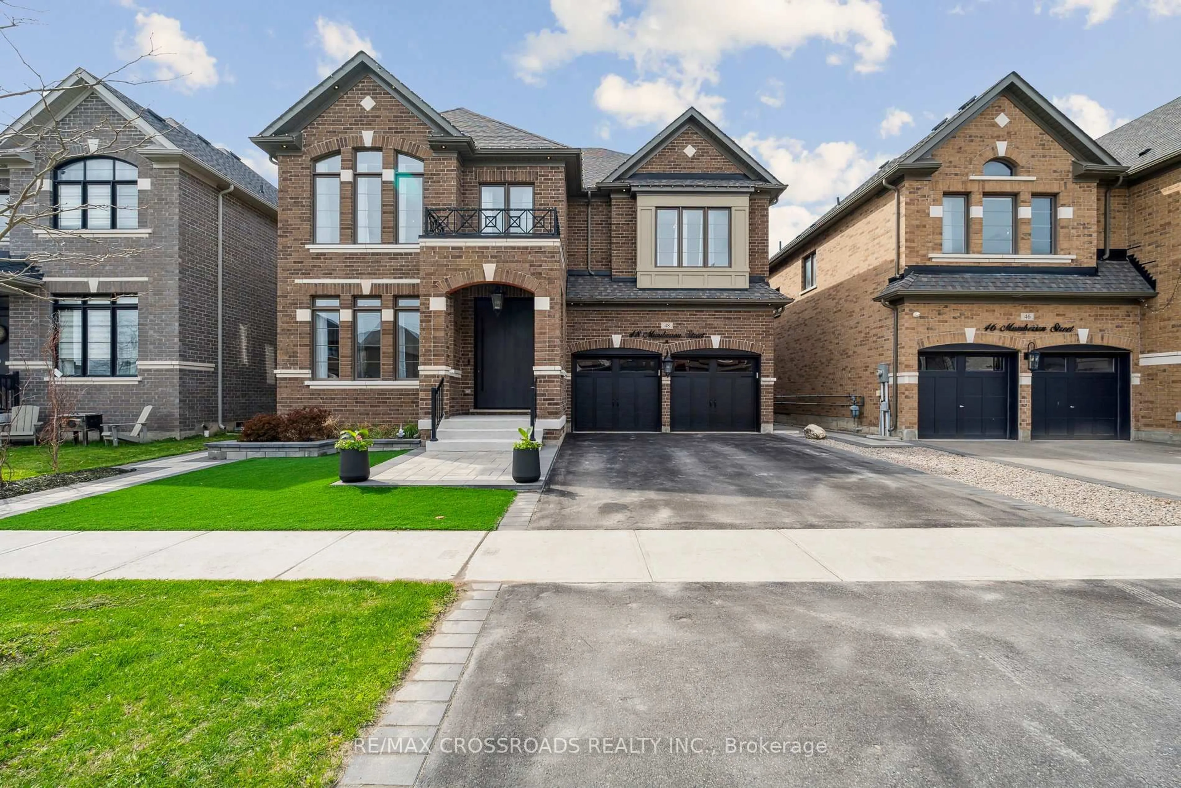 Home with brick exterior material, street for 48 Mumberson St, Innisfil Ontario L0L 1L0