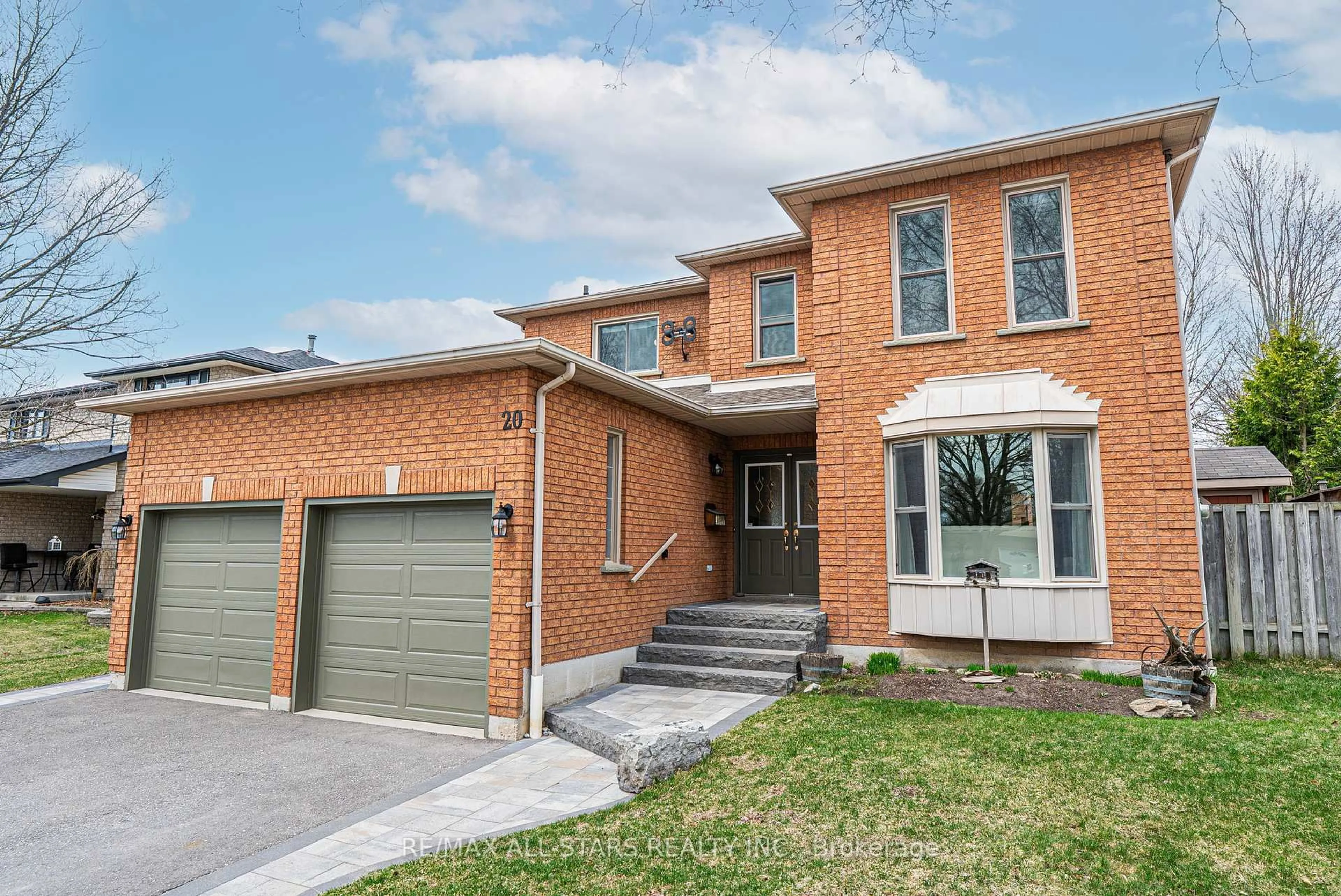 Home with brick exterior material, street for 20 Enzo Cres, Uxbridge Ontario L9P 1M2