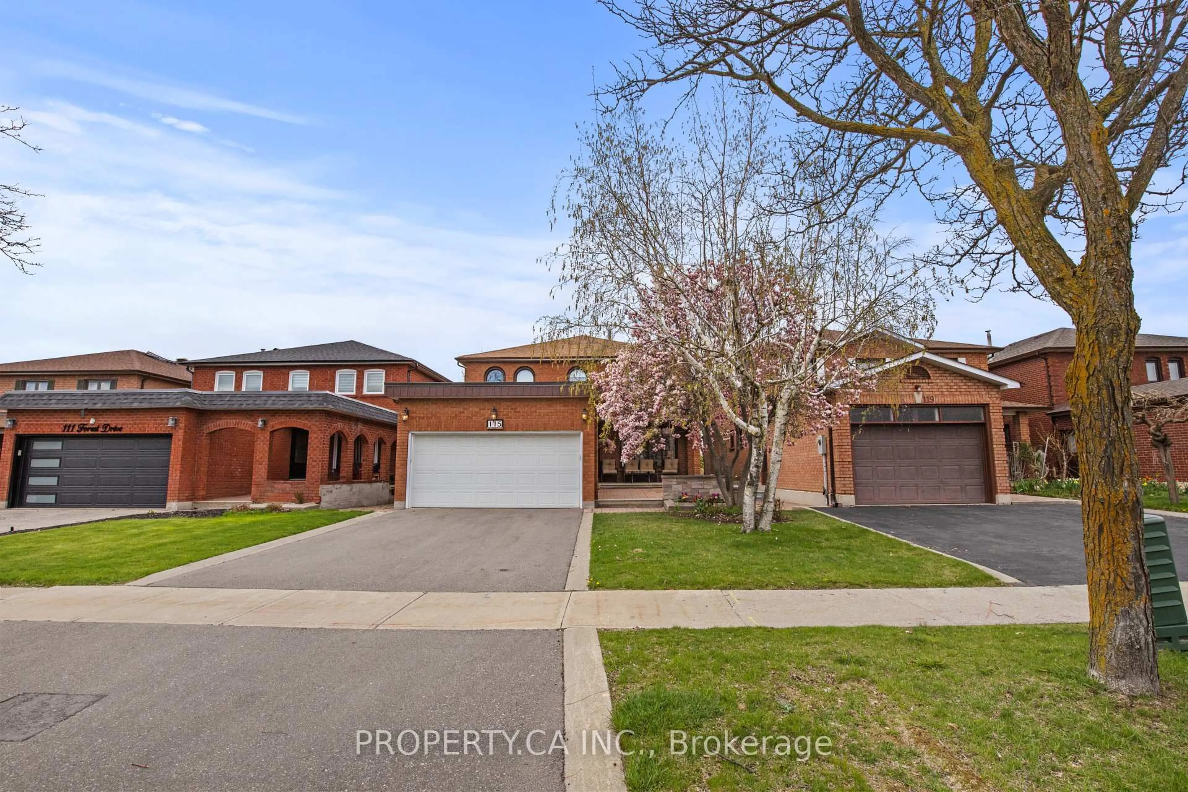 Home with brick exterior material, street for 115 Forest Dr, Vaughan Ontario L4L 3Z6
