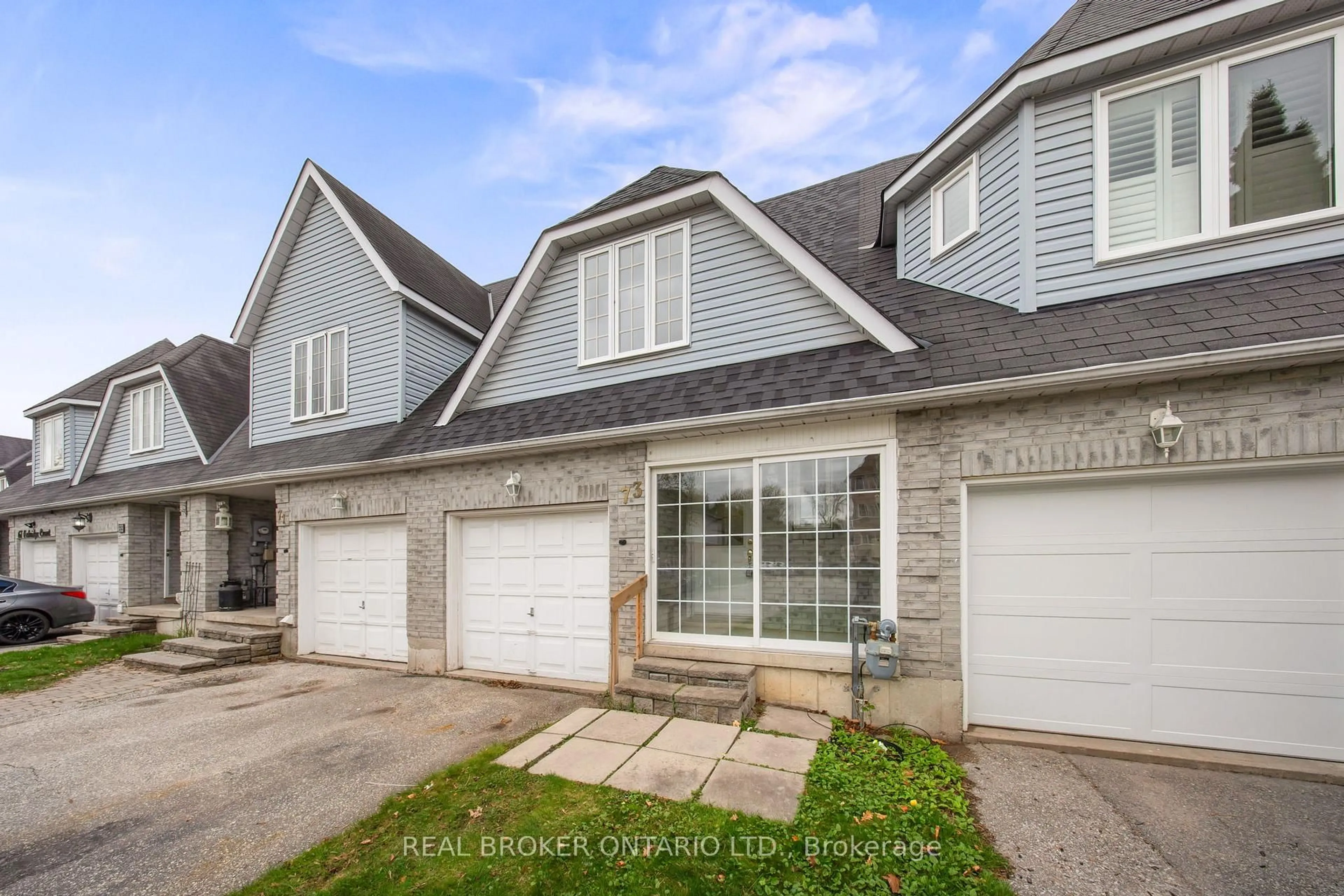 Unknown for 73 Oak Ridge Crt, East Gwillimbury Ontario L9N 1R5
