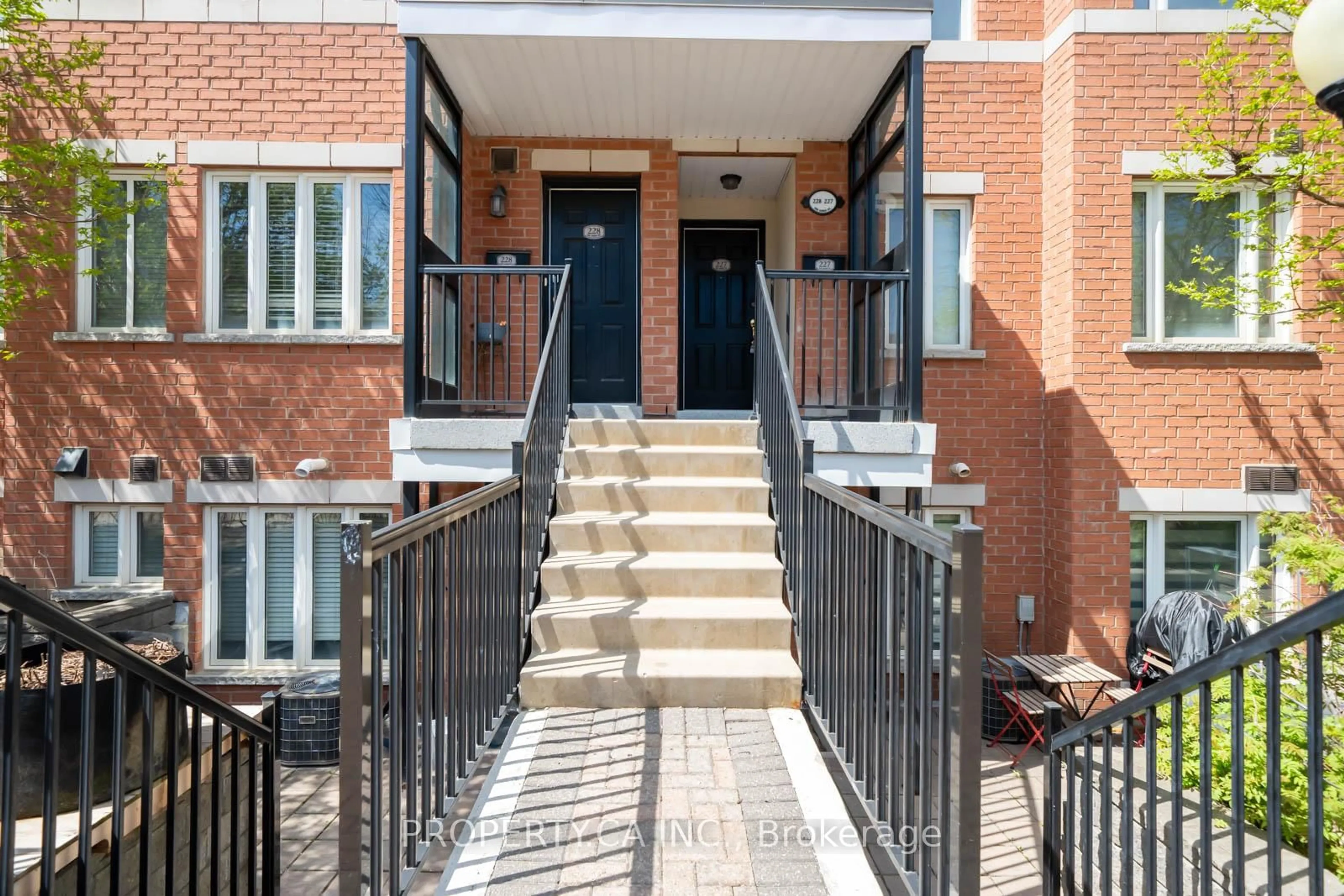 Unknown for 308 John St #227, Markham Ontario L3T 0A7