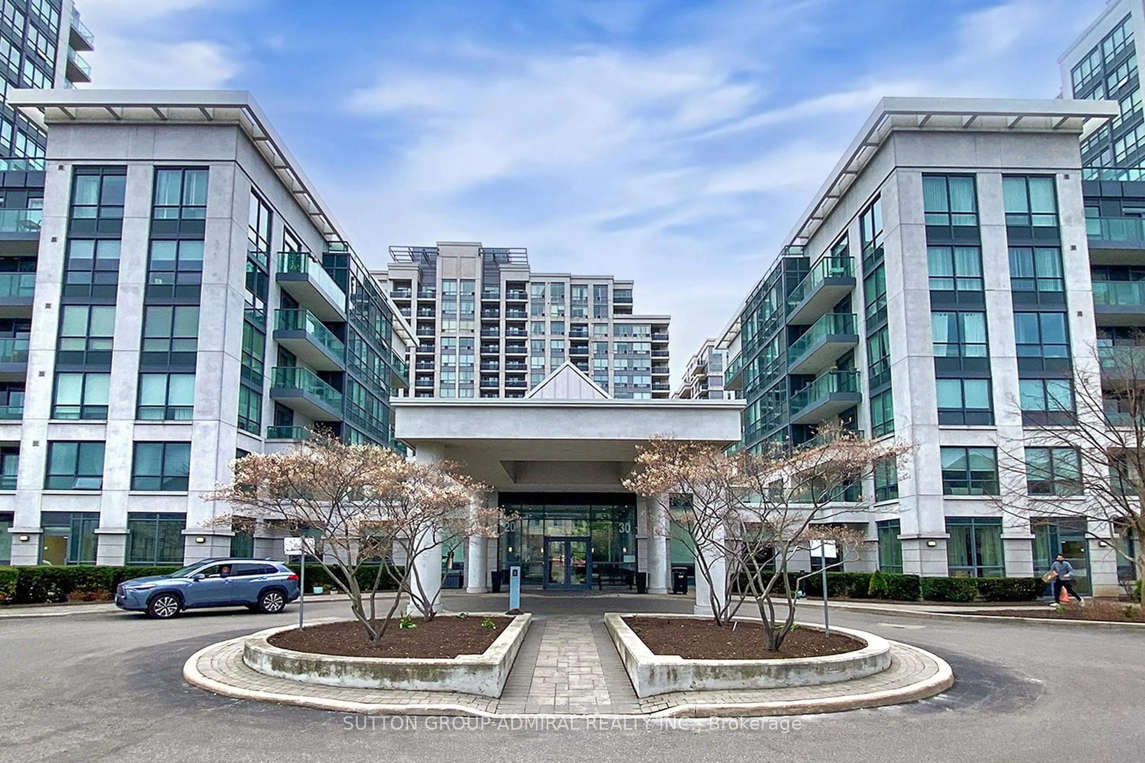 Indoor foyer for 20 North Park Rd #1509, Vaughan Ontario L4J 0G7