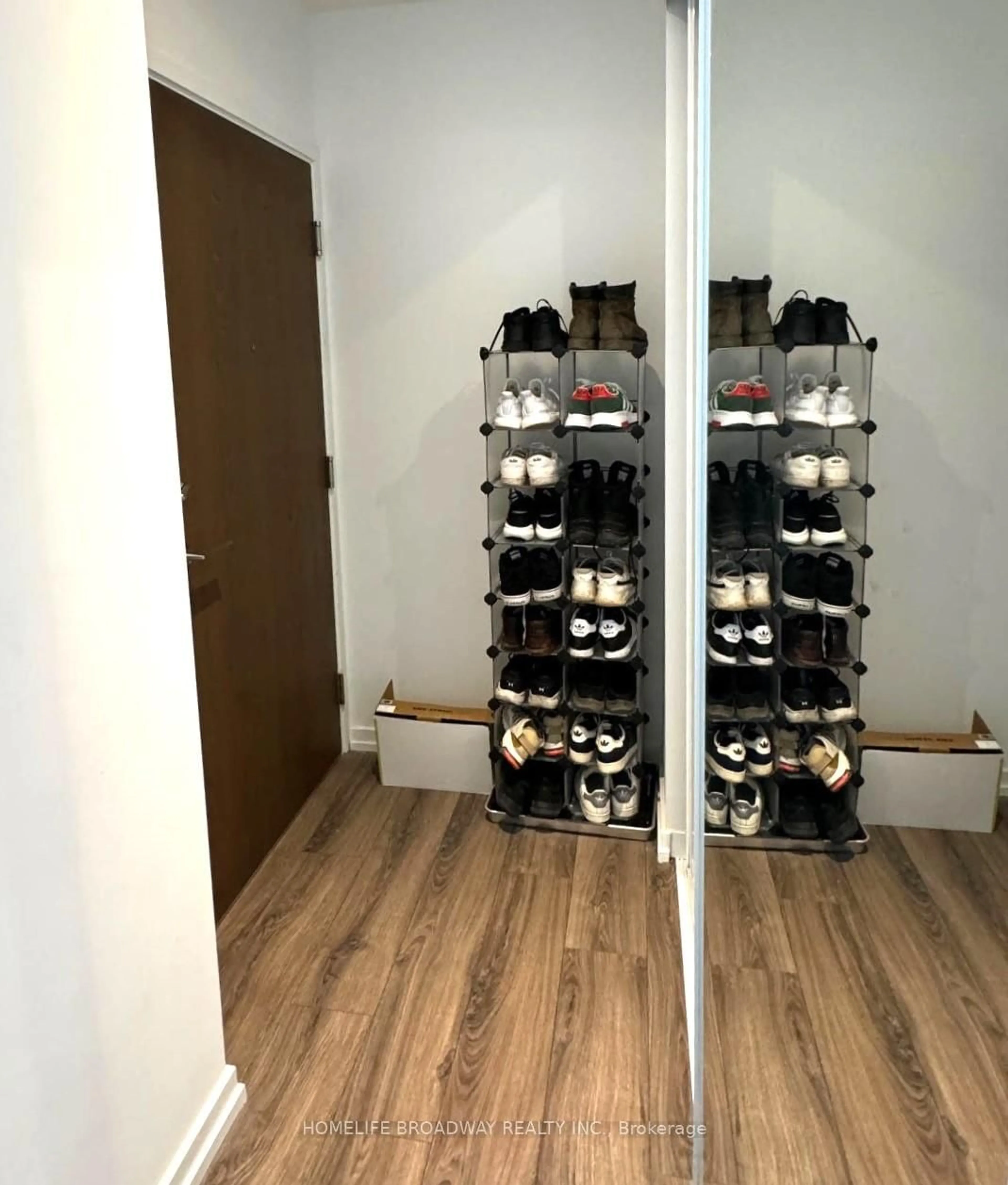 Storage room or clothes room or walk-in closet for 7890 Jane St #4809, Vaughan Ontario L4K 0K9