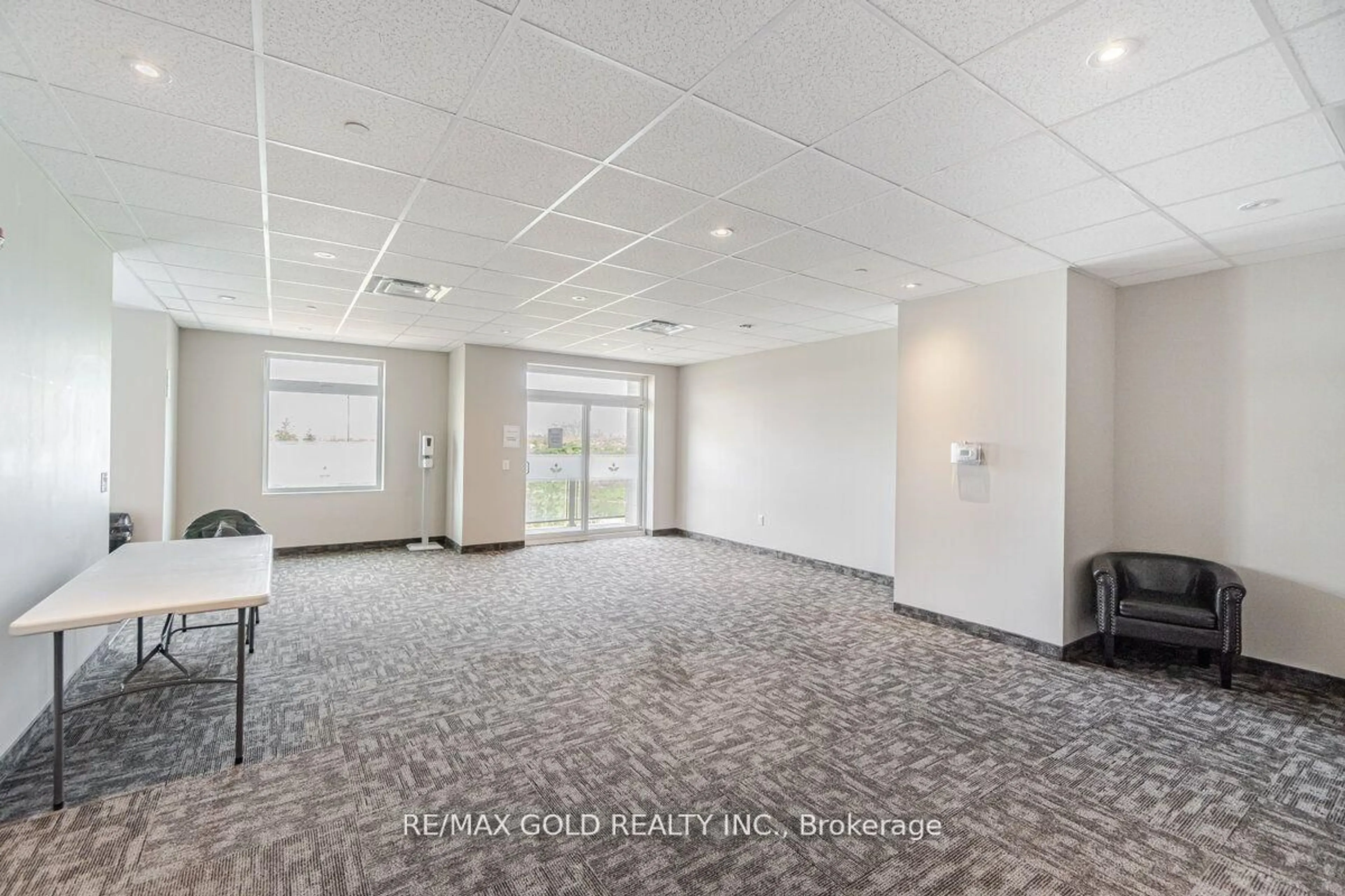 Indoor foyer for 39 New Delhi Dr #203, Markham Ontario L3S 0E1