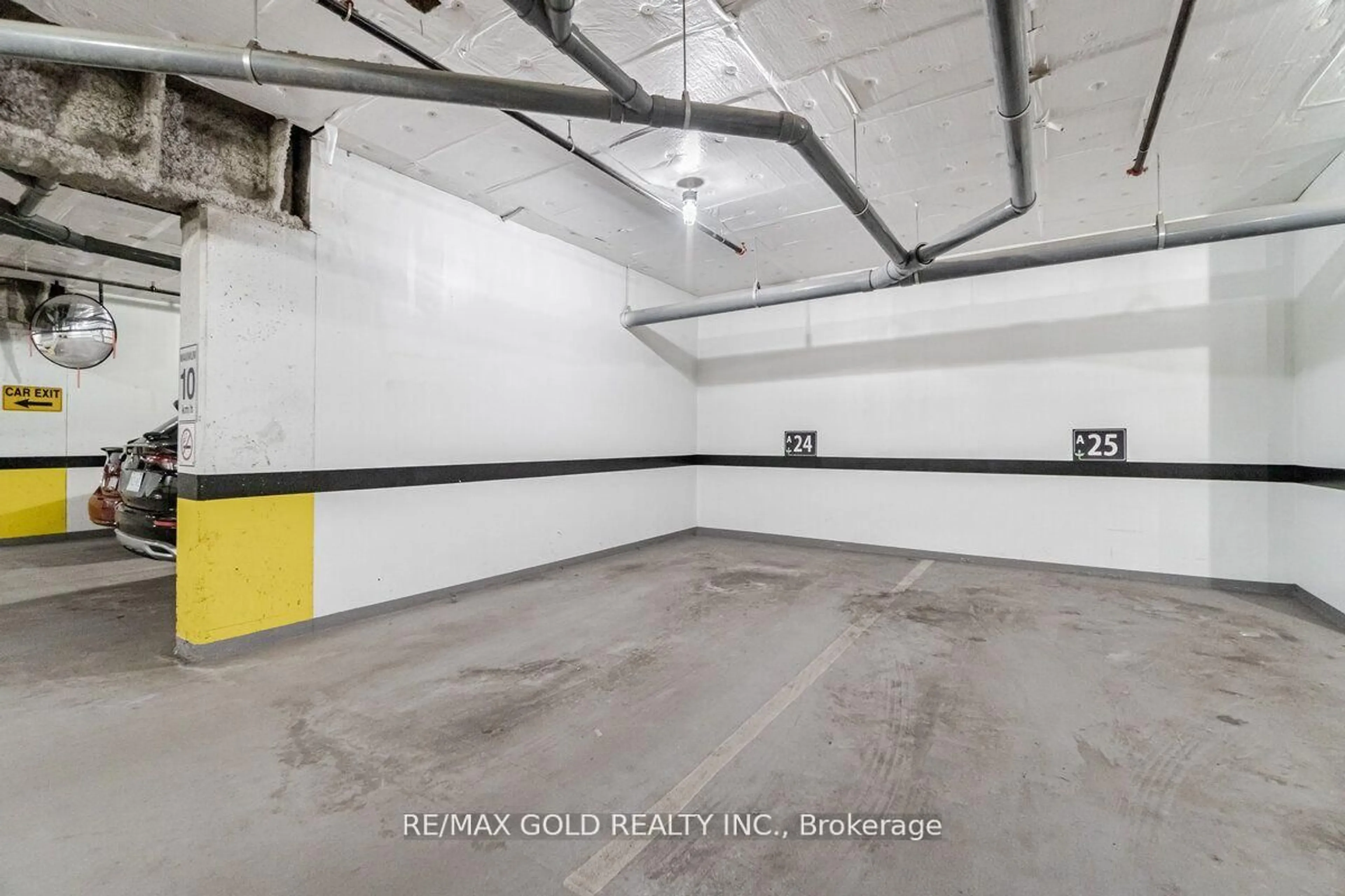 Indoor garage for 39 New Delhi Dr #203, Markham Ontario L3S 0E1