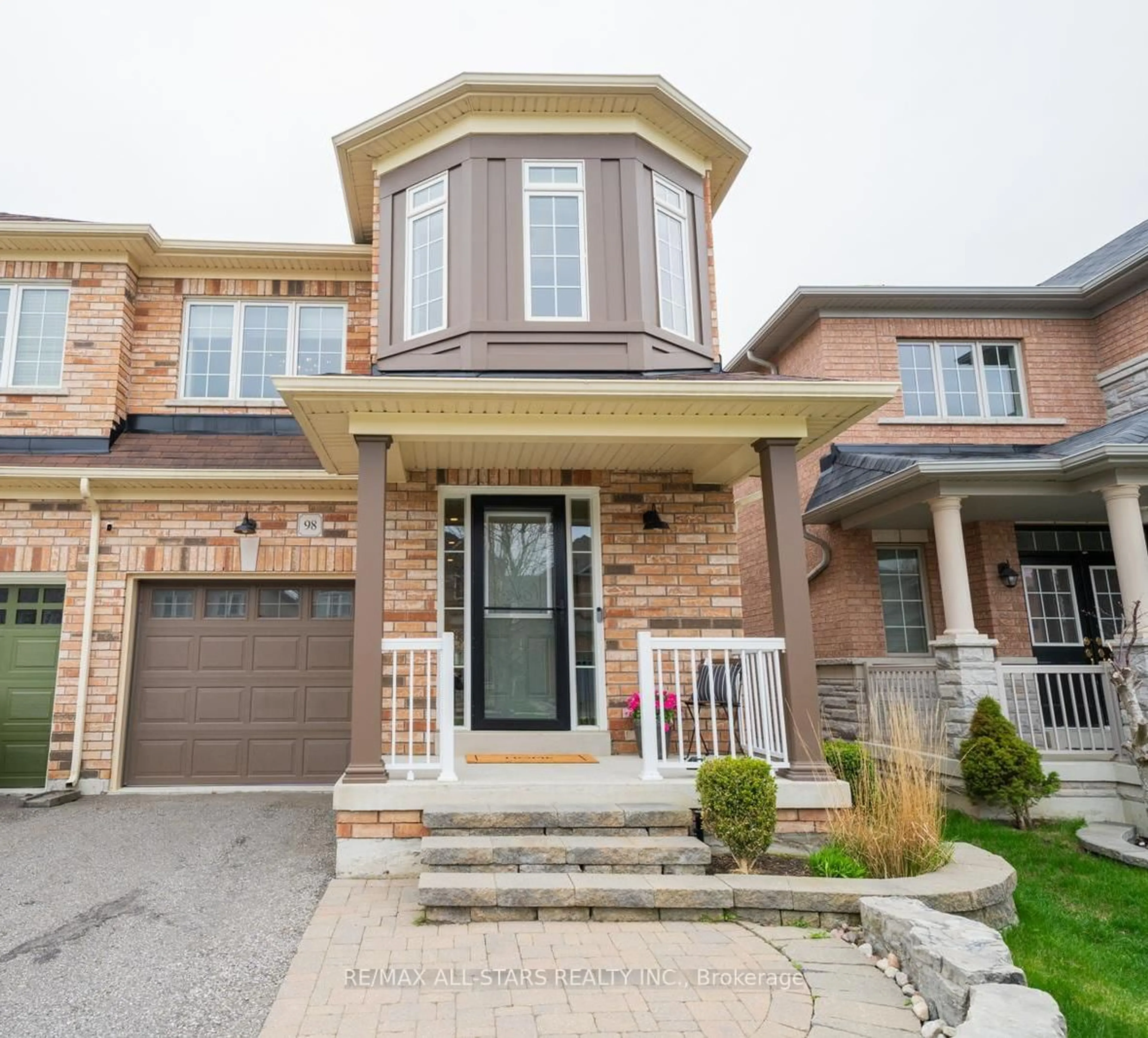 Home with brick exterior material, street for 98 Duffin Dr, Whitchurch-Stouffville Ontario L4A 0X3