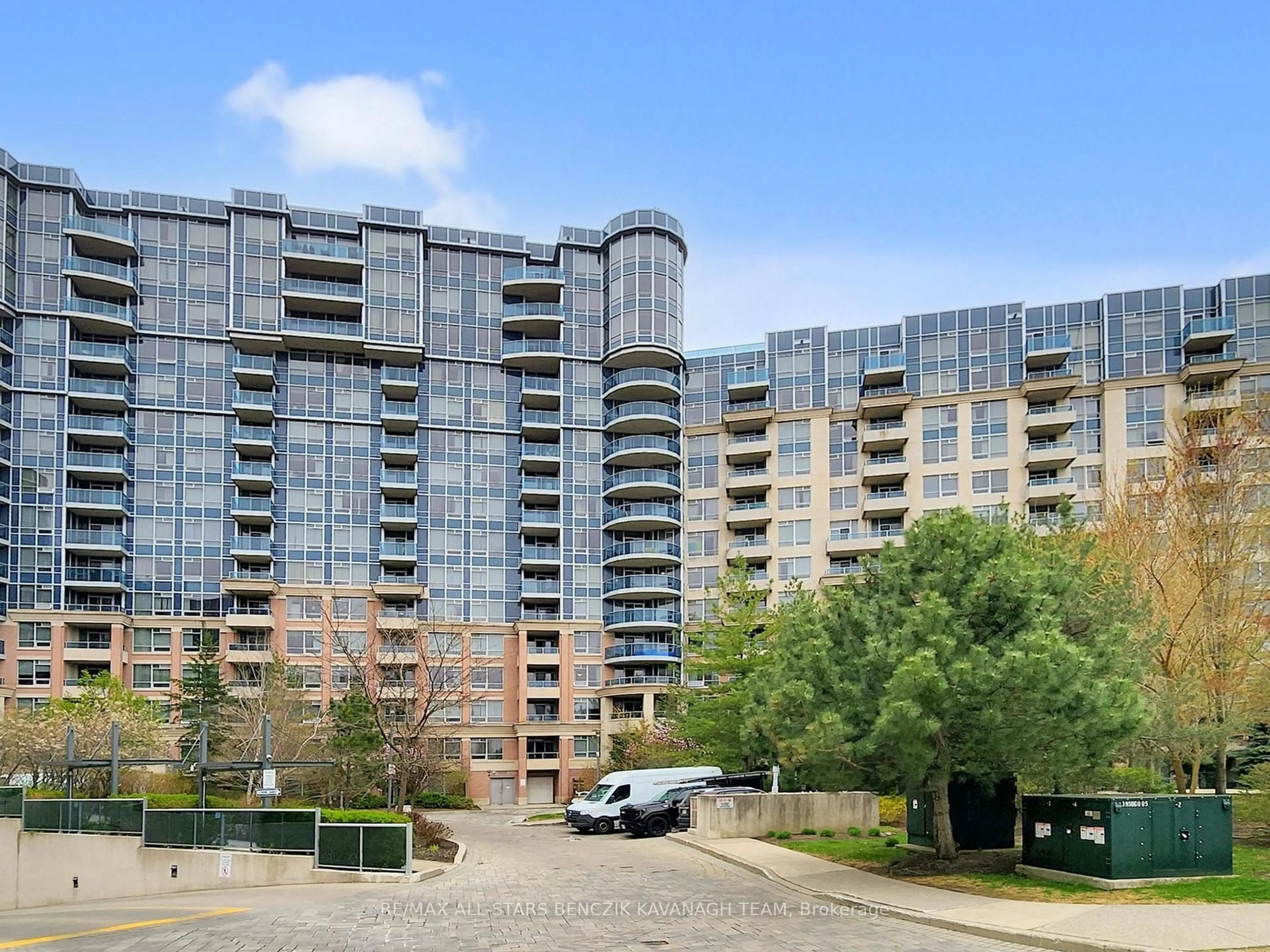 Balcony in the apartment, city buildings view from balcony for 23 Cox Blvd #369, Markham Ontario L3R 7Z9