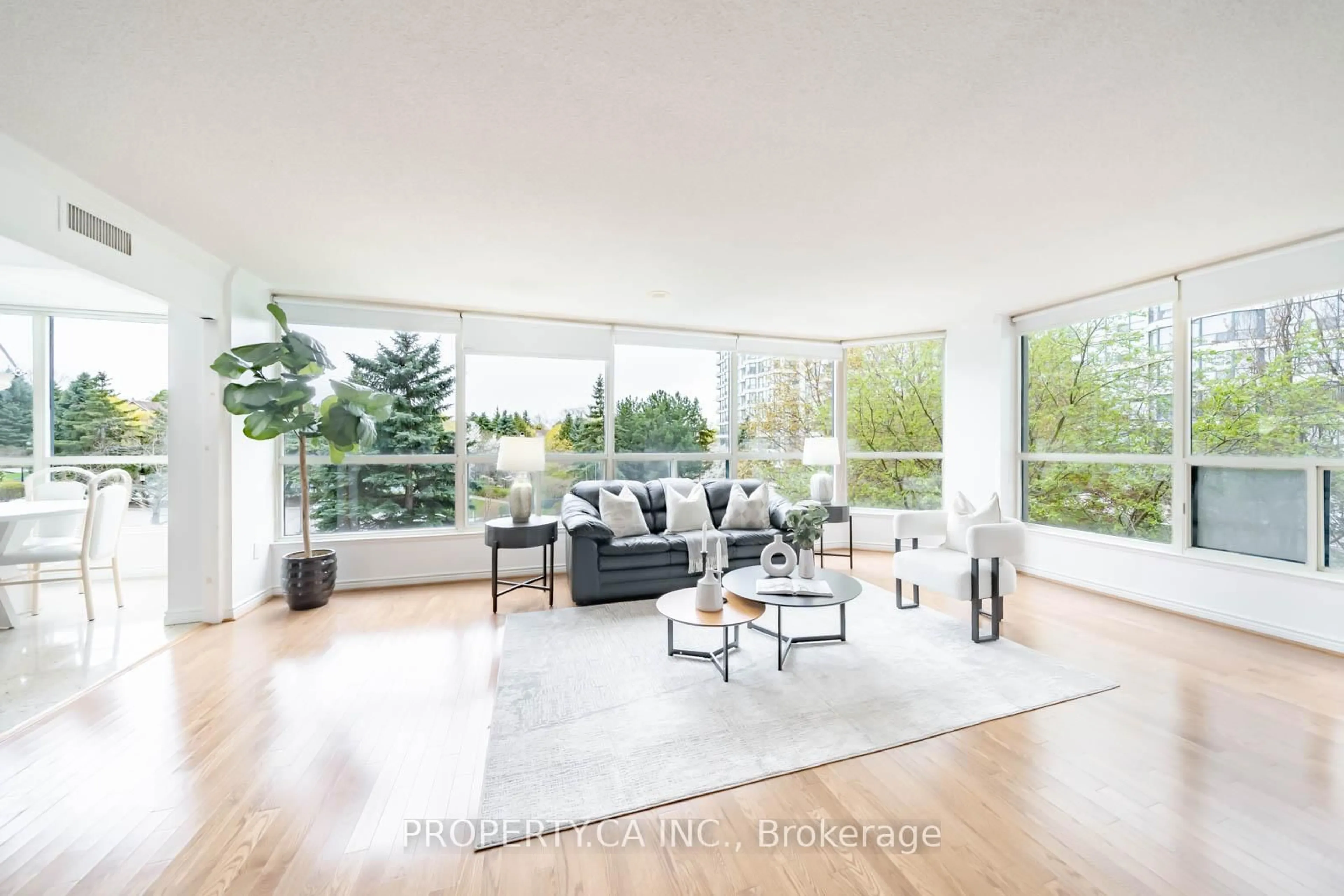 Living room with furniture, unknown for 7300 Yonge St #301, Vaughan Ontario L4J 7Y5