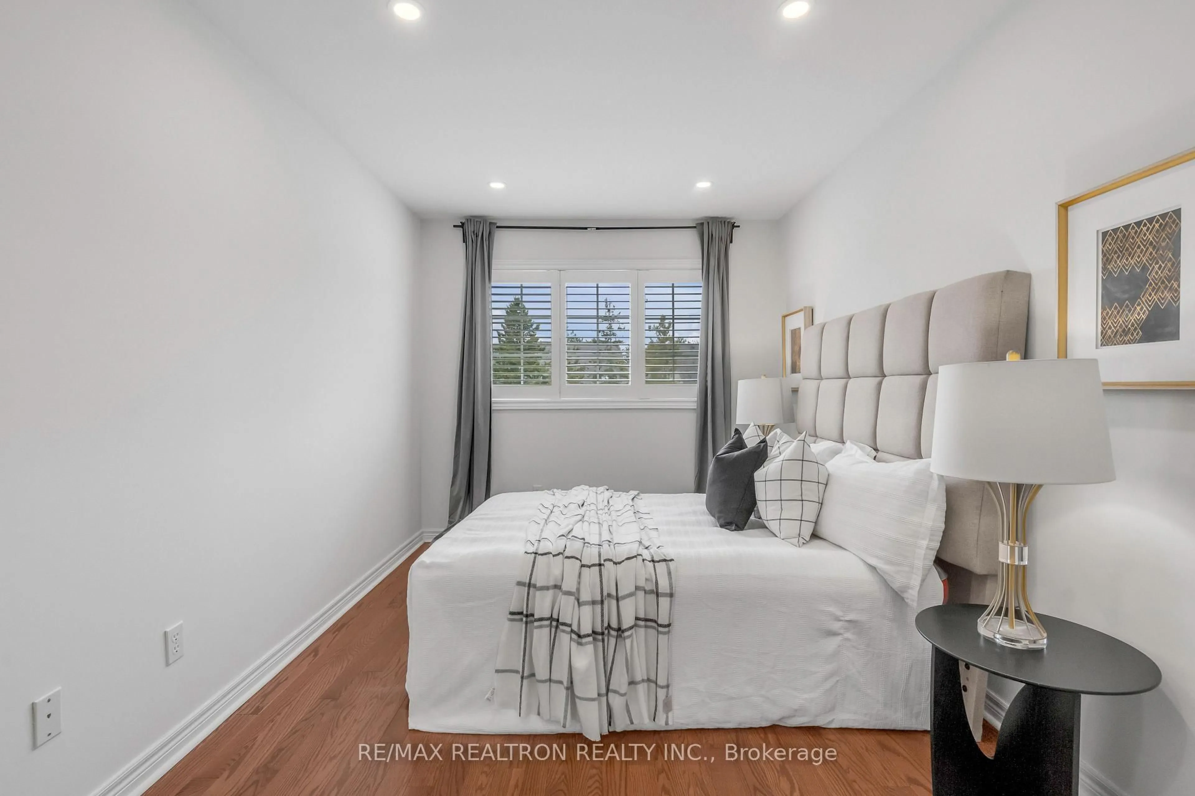 Bedroom with bed, unknown for 15 Chancery Rd, Markham Ontario L6E 1T7