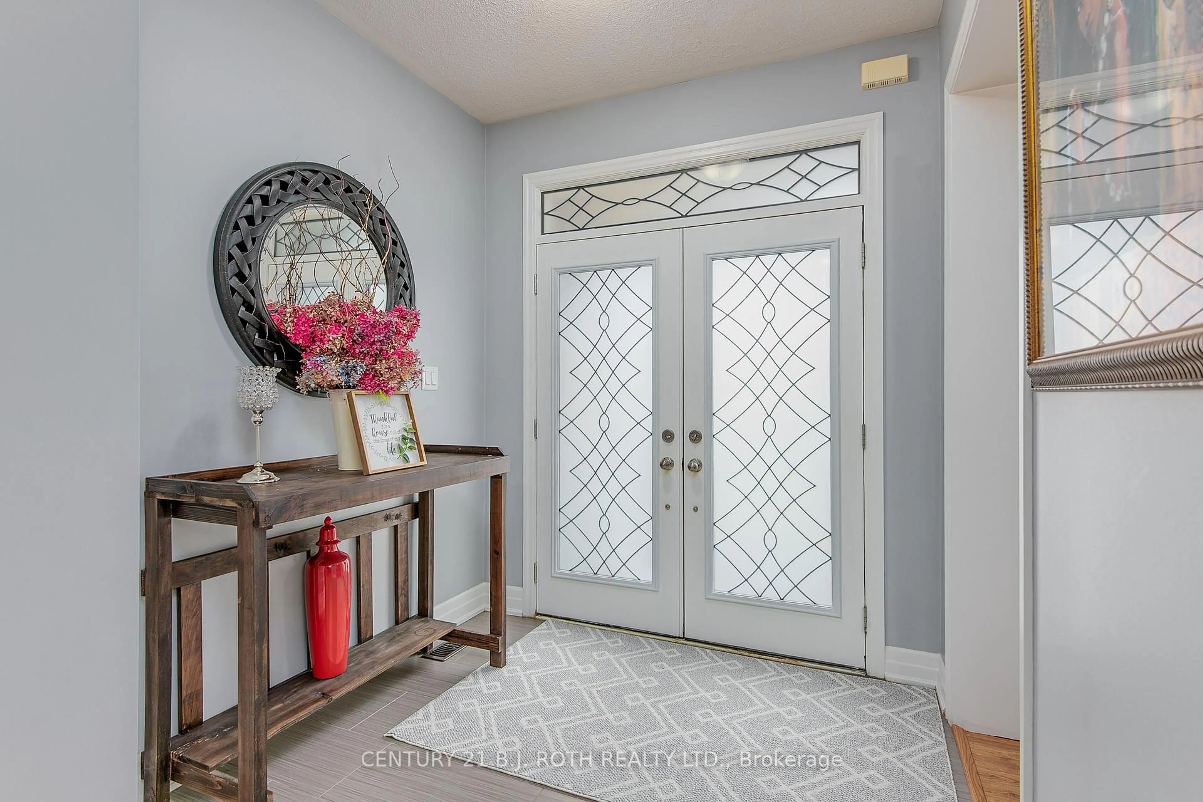 Indoor entryway for 50 Latimer Ave, Essa Ontario L3W 0N3