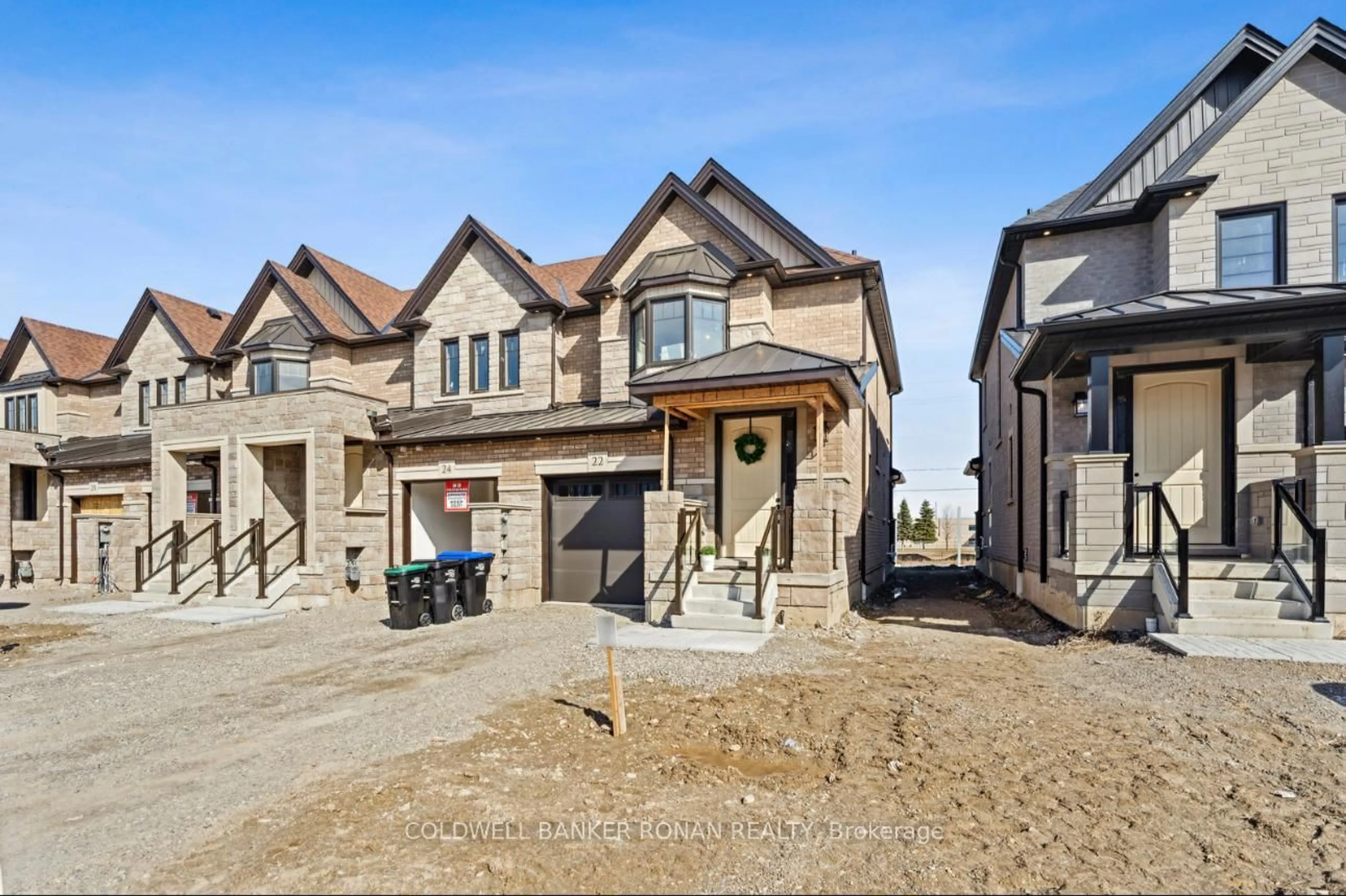 Home with brick exterior material, street for 22 Kiernan Cres, New Tecumseth Ontario L9R 0V3