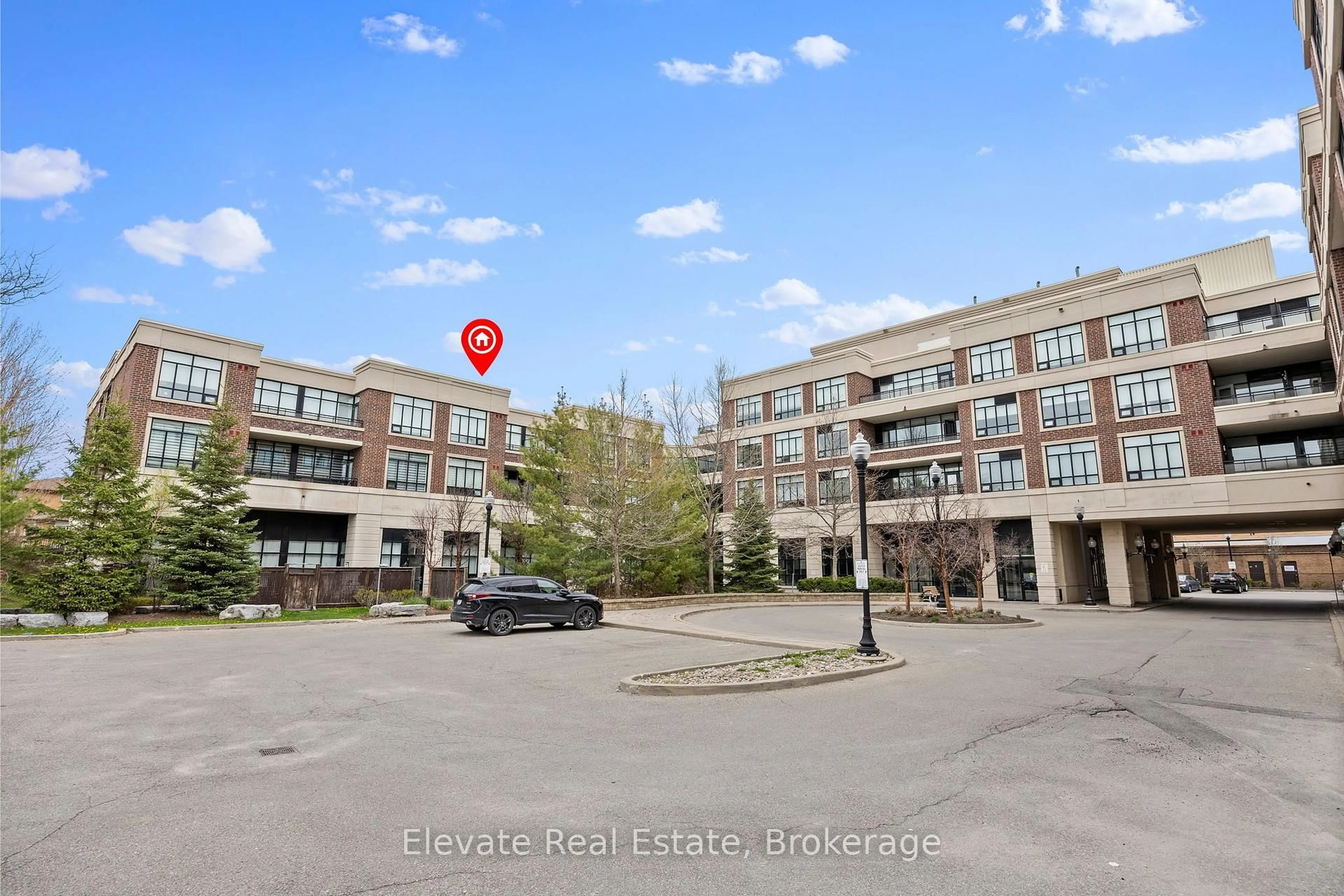 Unknown for 2396 Major Mackenzie Dr #322, Vaughan Ontario L6A 4Y1