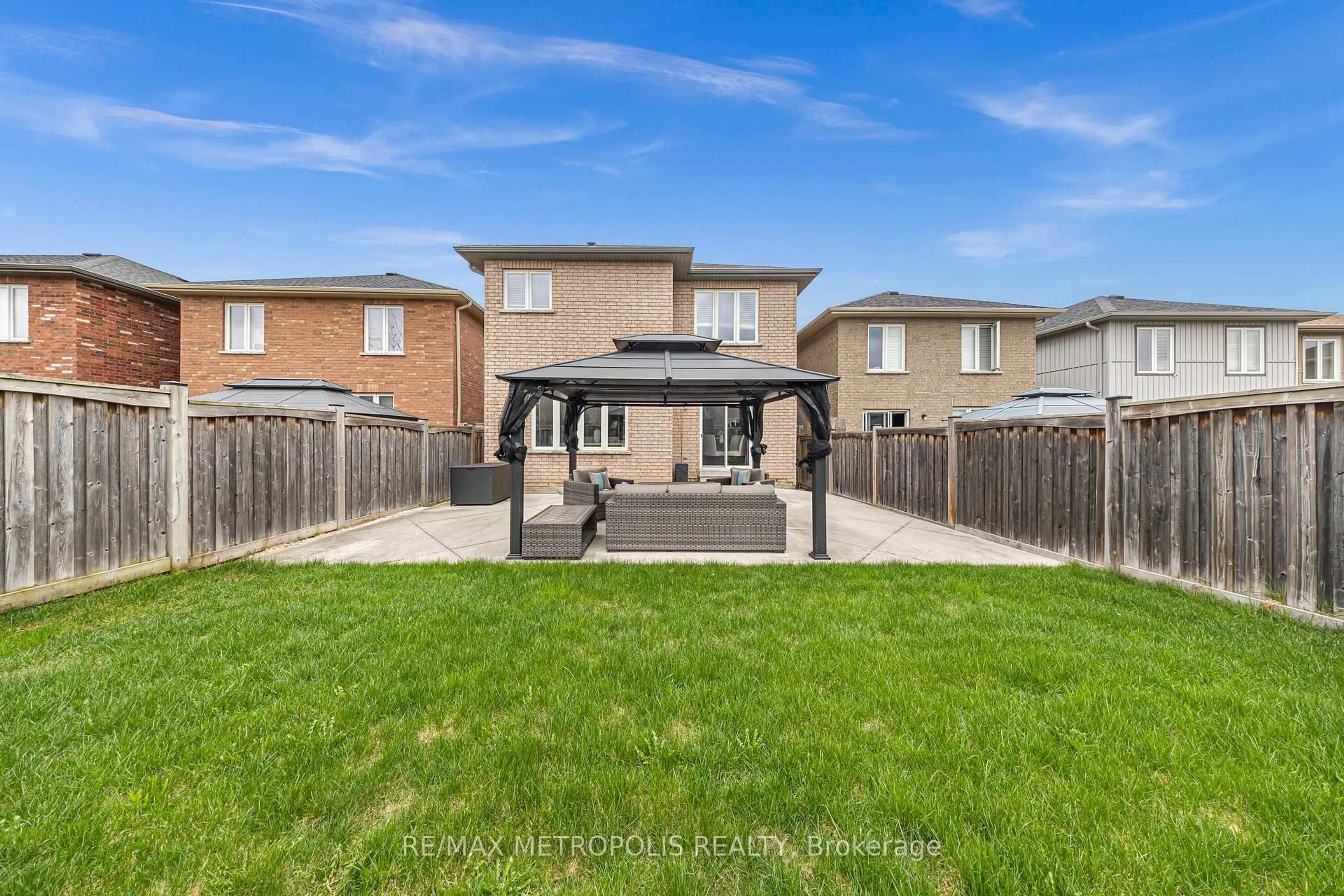 Unknown for 31 Carter St, Bradford West Gwillimbury Ontario L3Z 0L5