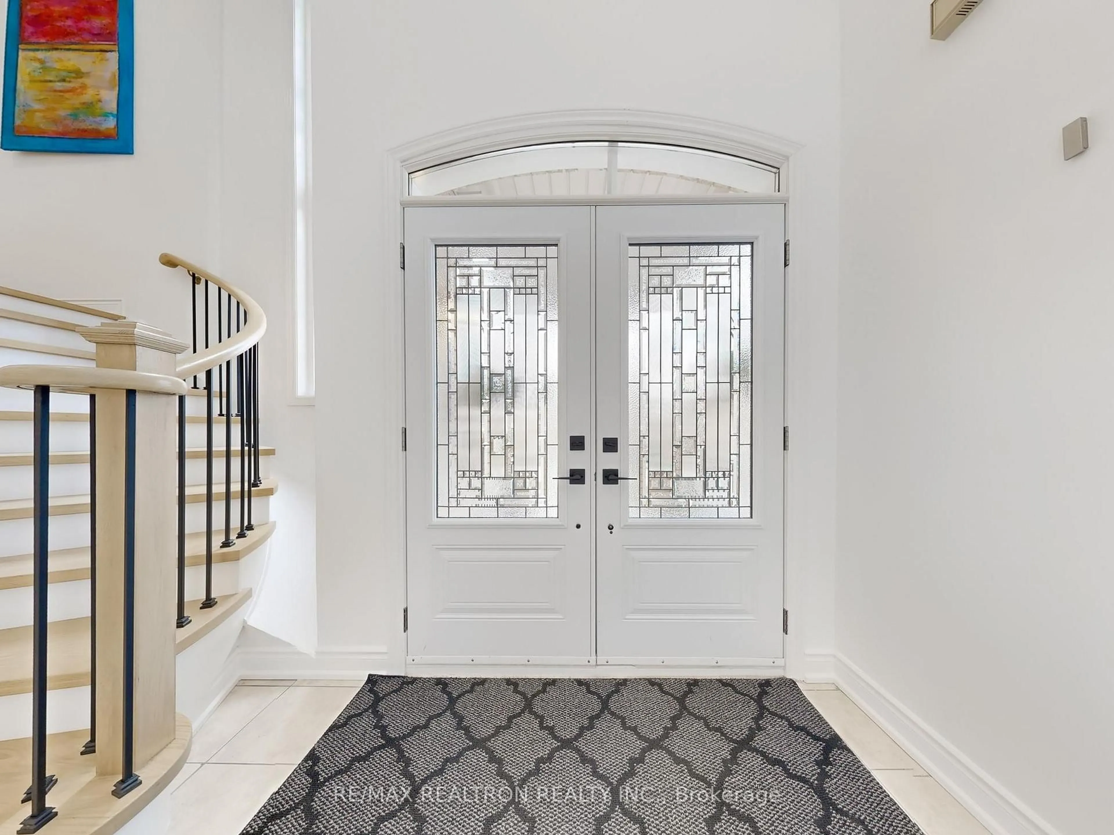 Indoor entryway for 12 Arden Valley St, Richmond Hill Ontario L4E 4J2