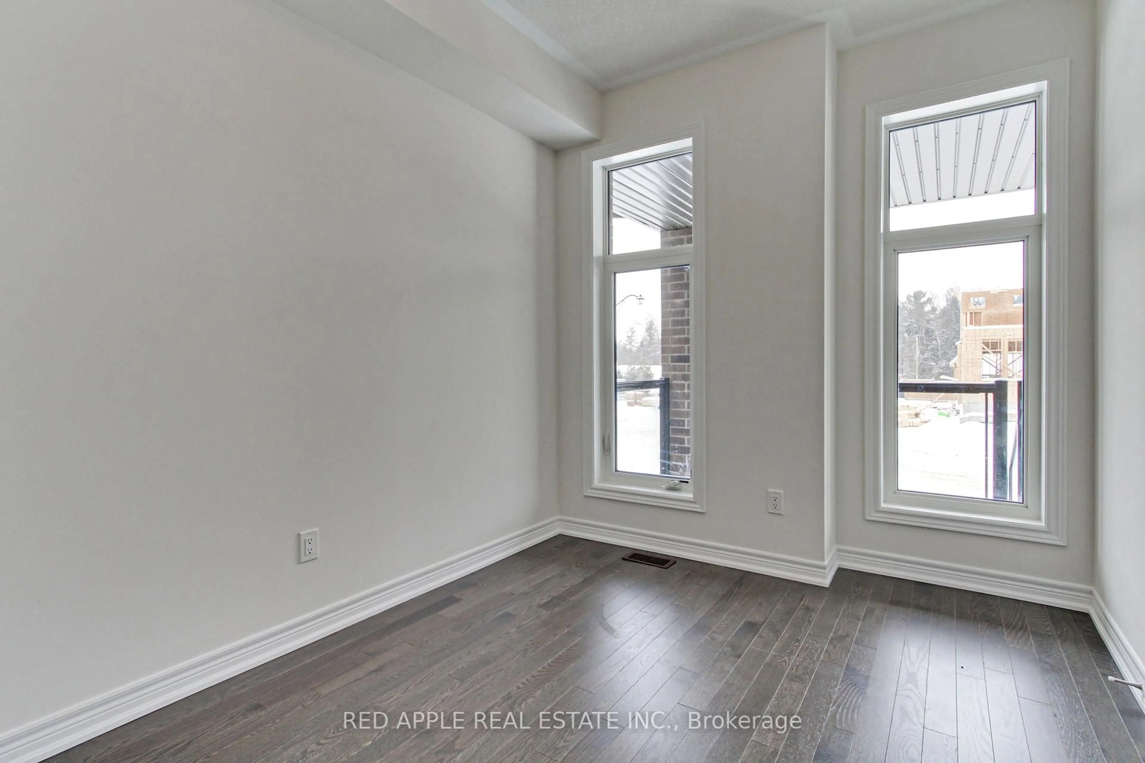 A pic of a room for 1519 Davis Loop Circ, Innisfil Ontario L0L 1W0