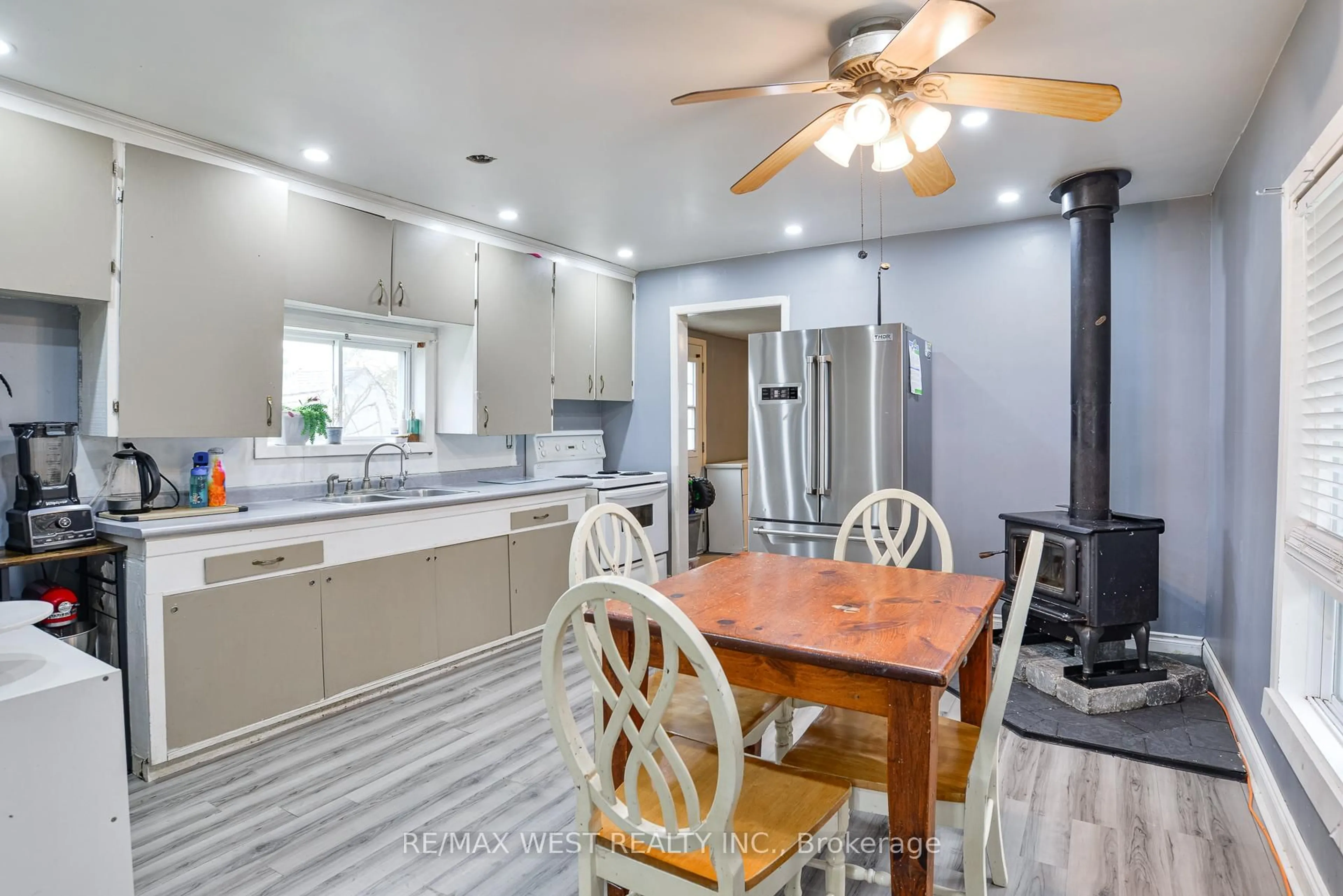 Open concept kitchen, ceramic/tile floor for 8855 Webster Rd, Adjala-Tosorontio Ontario L0M 1K0