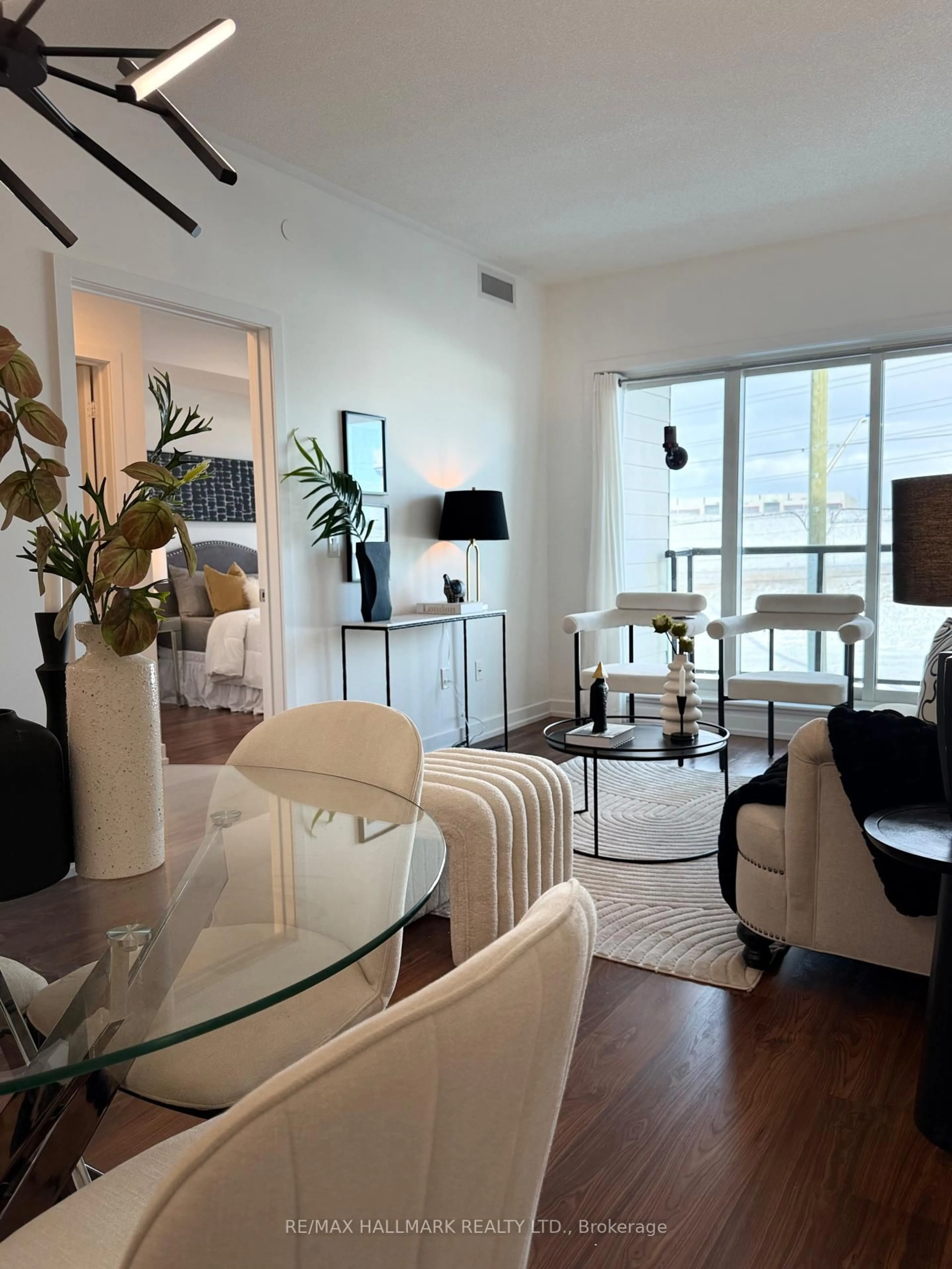 Living room with furniture, unknown for 555 William Graham Dr #314, Aurora Ontario L4G 3L1