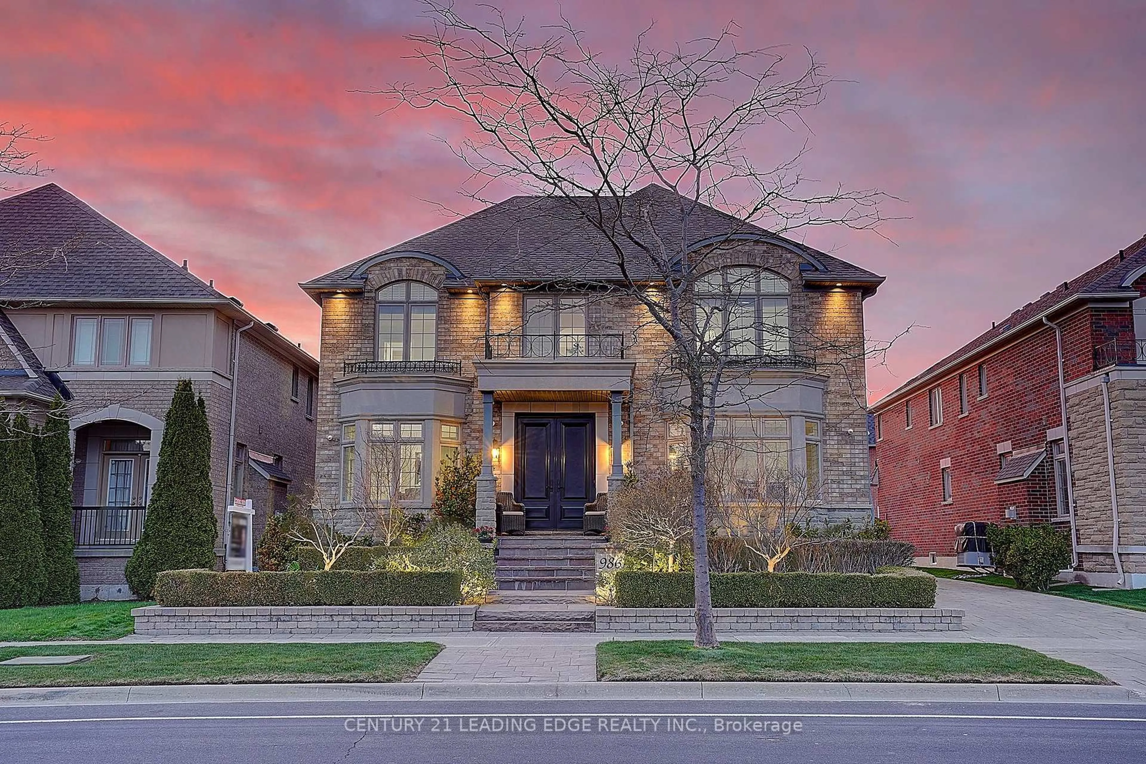 Home with brick exterior material, street for 986 CASTLEMORE Ave, Markham Ontario L6E 0G2