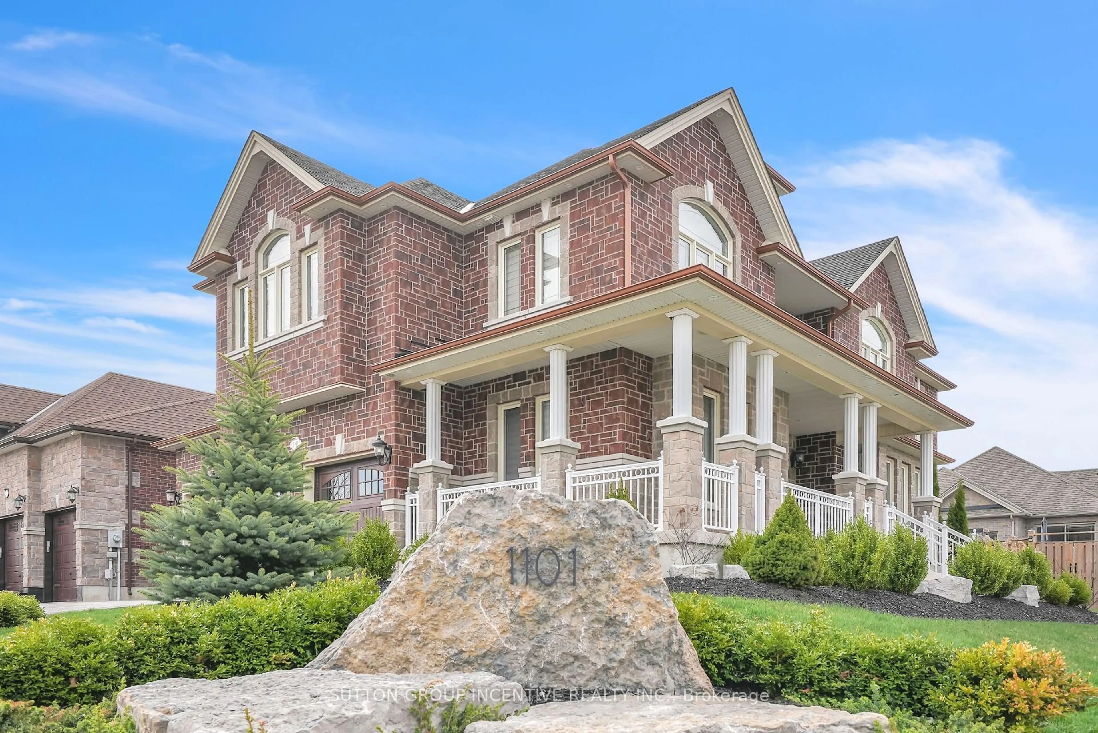 Home with brick exterior material, street for 1101 Quarry Dr, Innisfil Ontario L9S 4X4