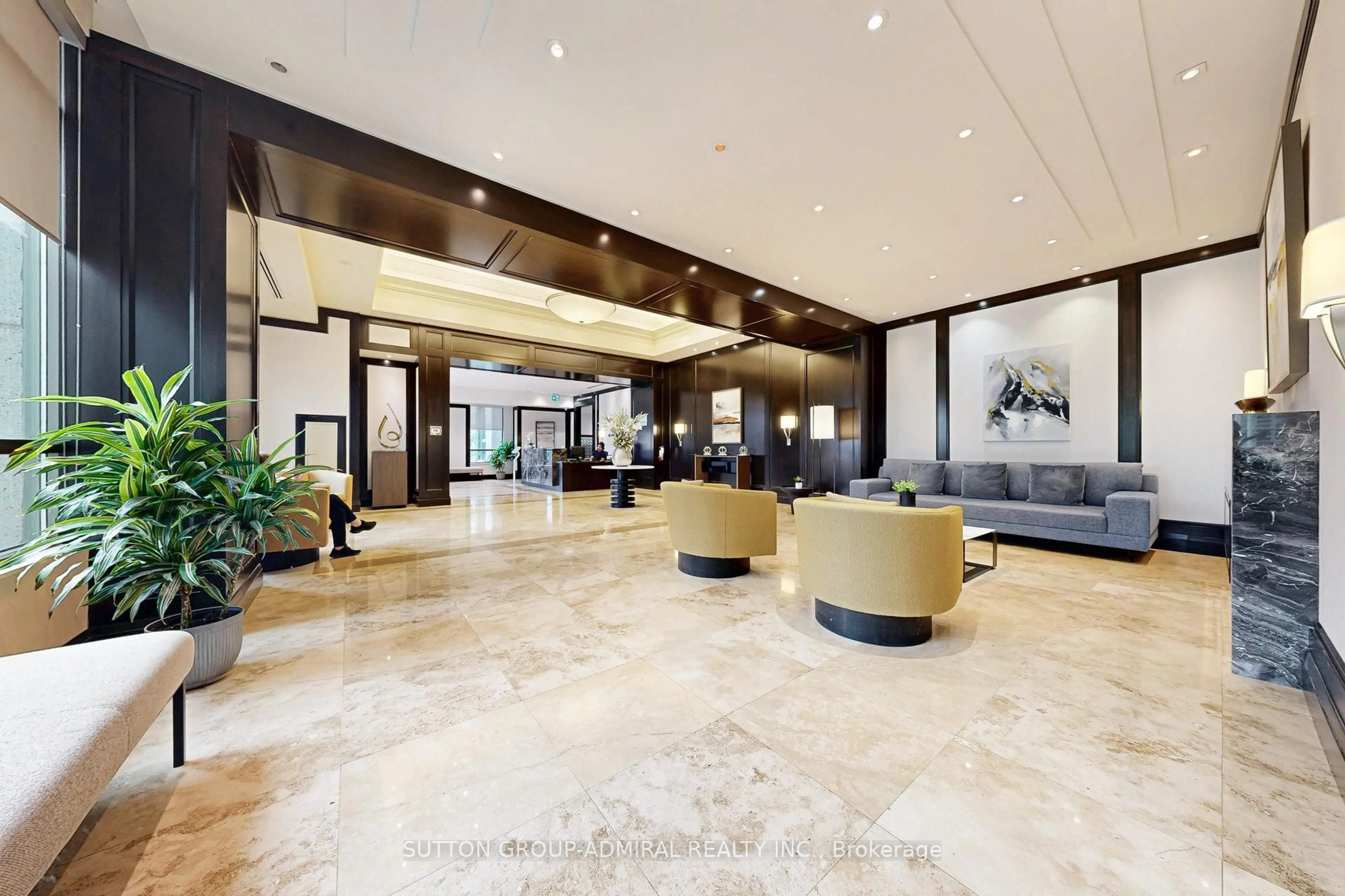 Lobby for 100 Promenade Circ #1604, Vaughan Ontario L4J 7W7