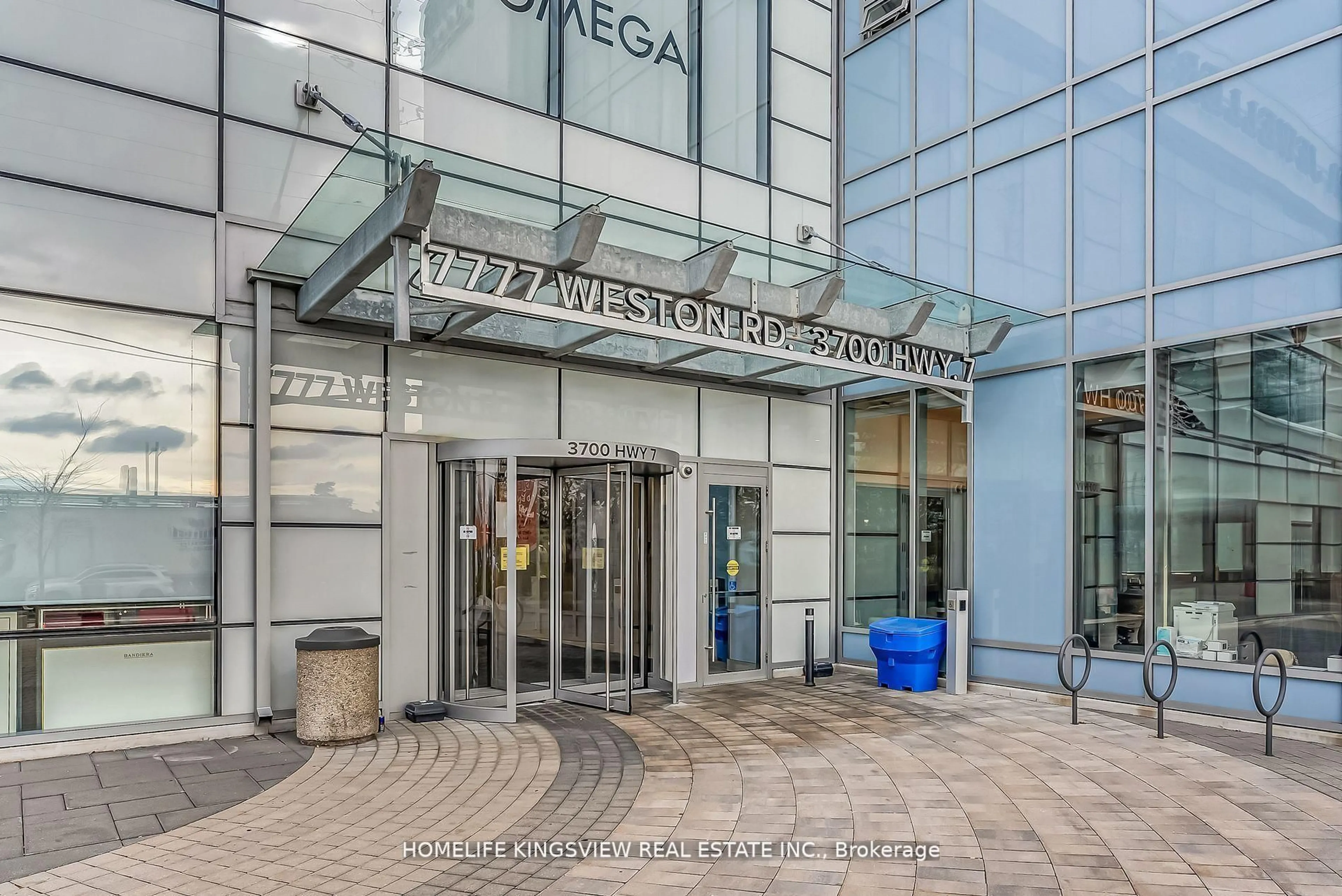 Indoor foyer for 3700 hwy 7 N/A #1802, Vaughan Ontario L4L 0G8