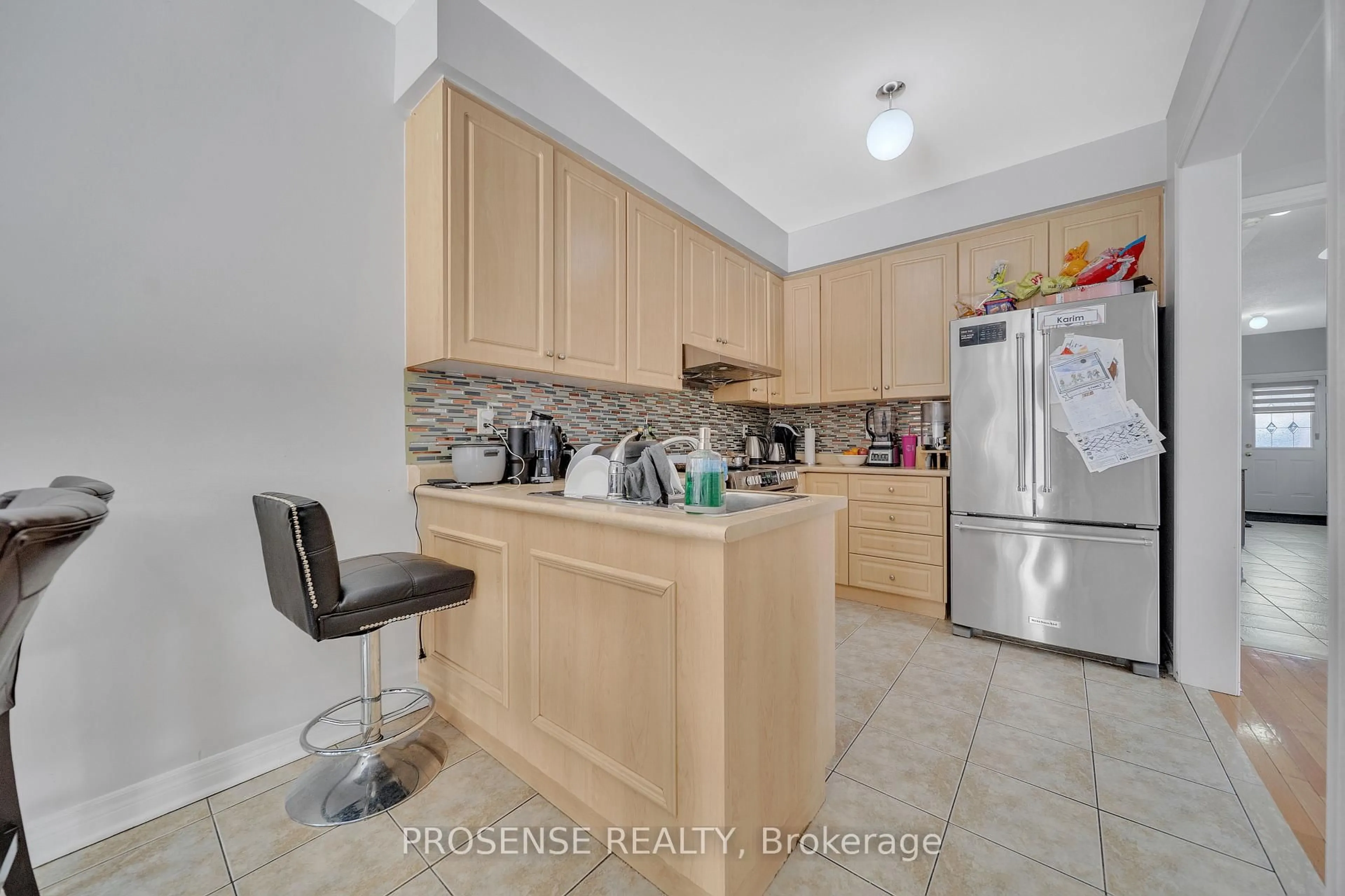 Standard kitchen, ceramic/tile floor for 86 Andes Cres Cres, Vaughan Ontario L4H 3H3