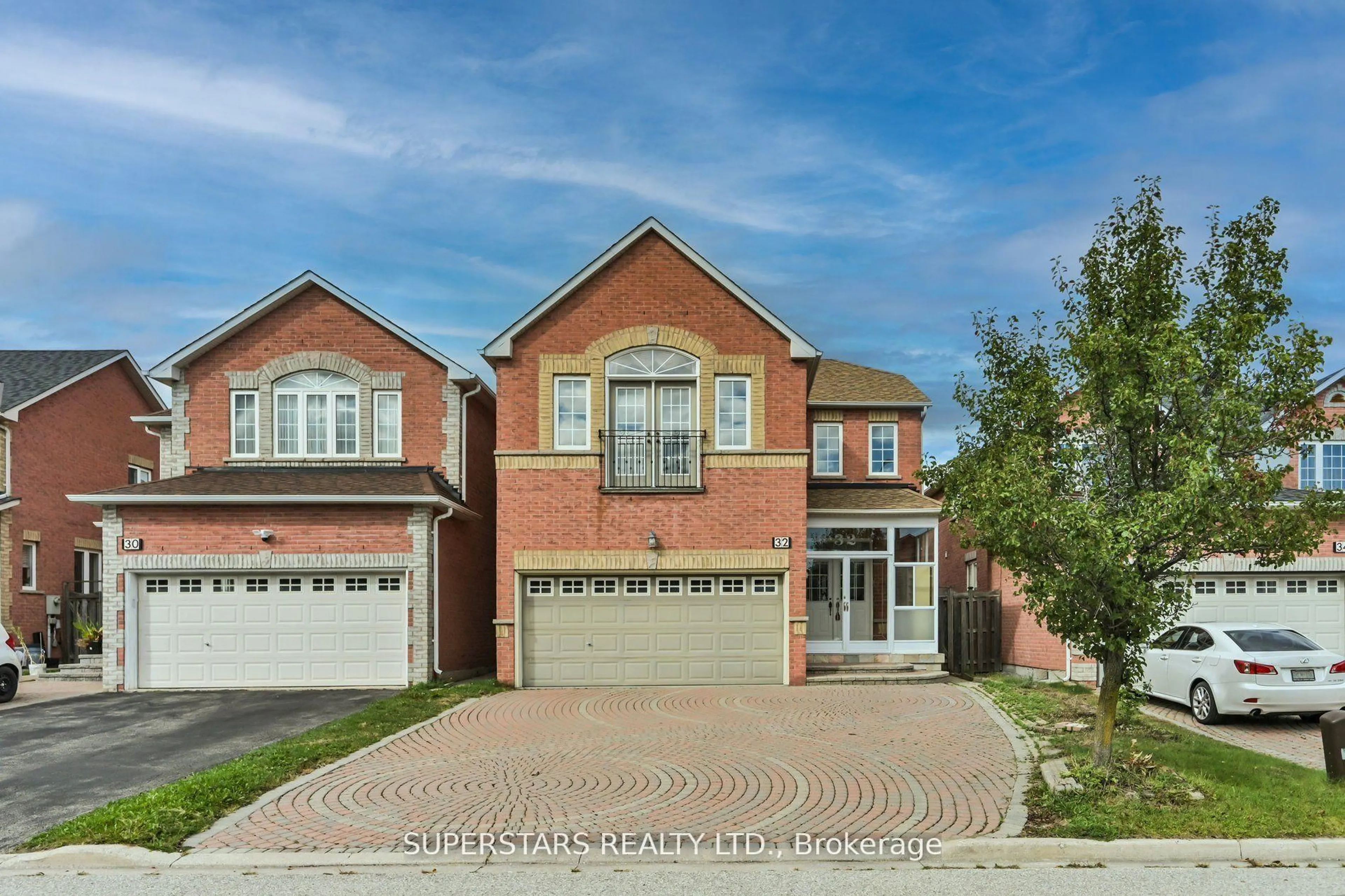 Home with brick exterior material, street for 32 Thornton St, Markham Ontario L3S 4P7