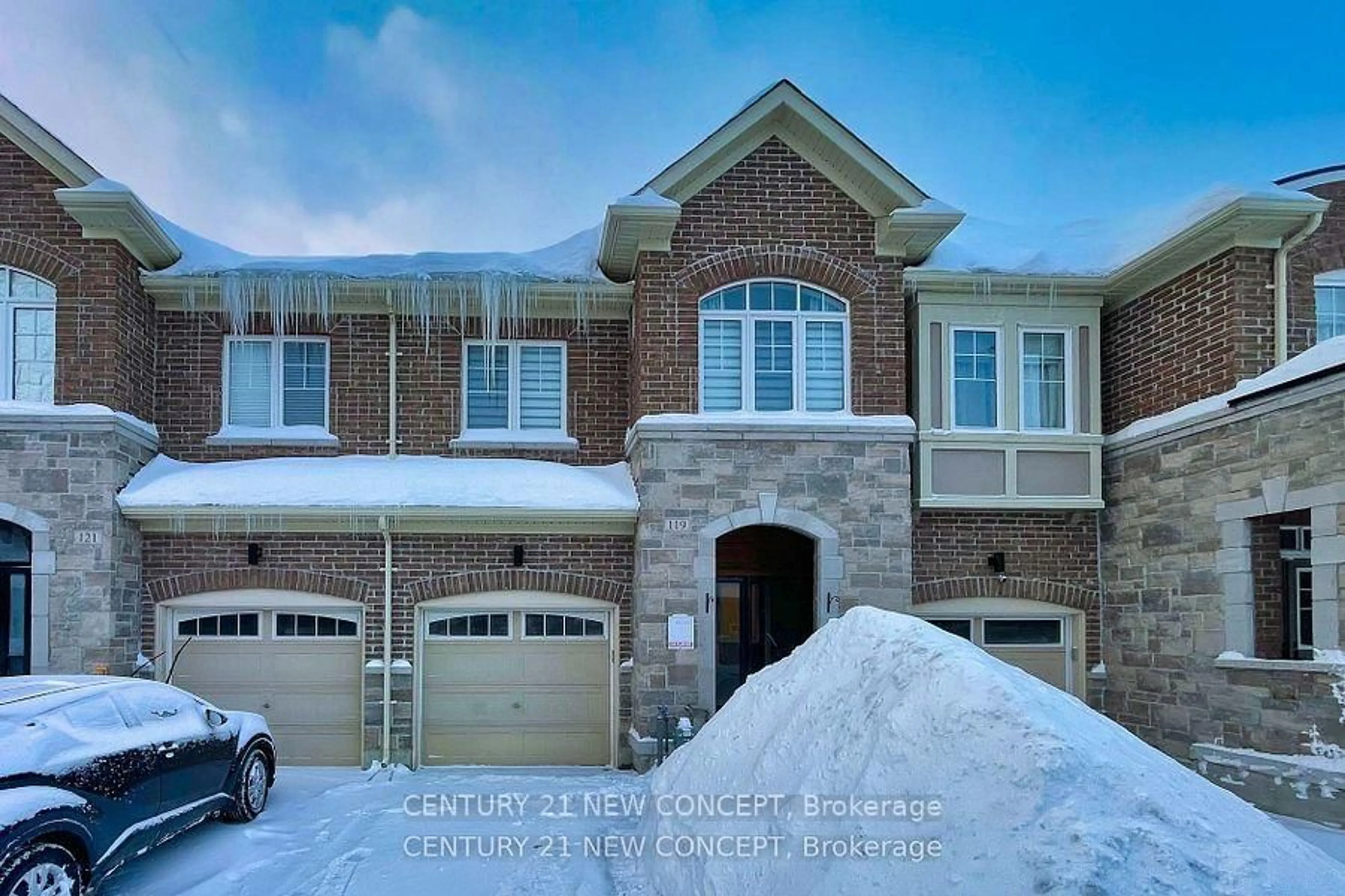 Home with brick exterior material, street for 119 Maguire Rd, Newmarket Ontario L3X 0M1