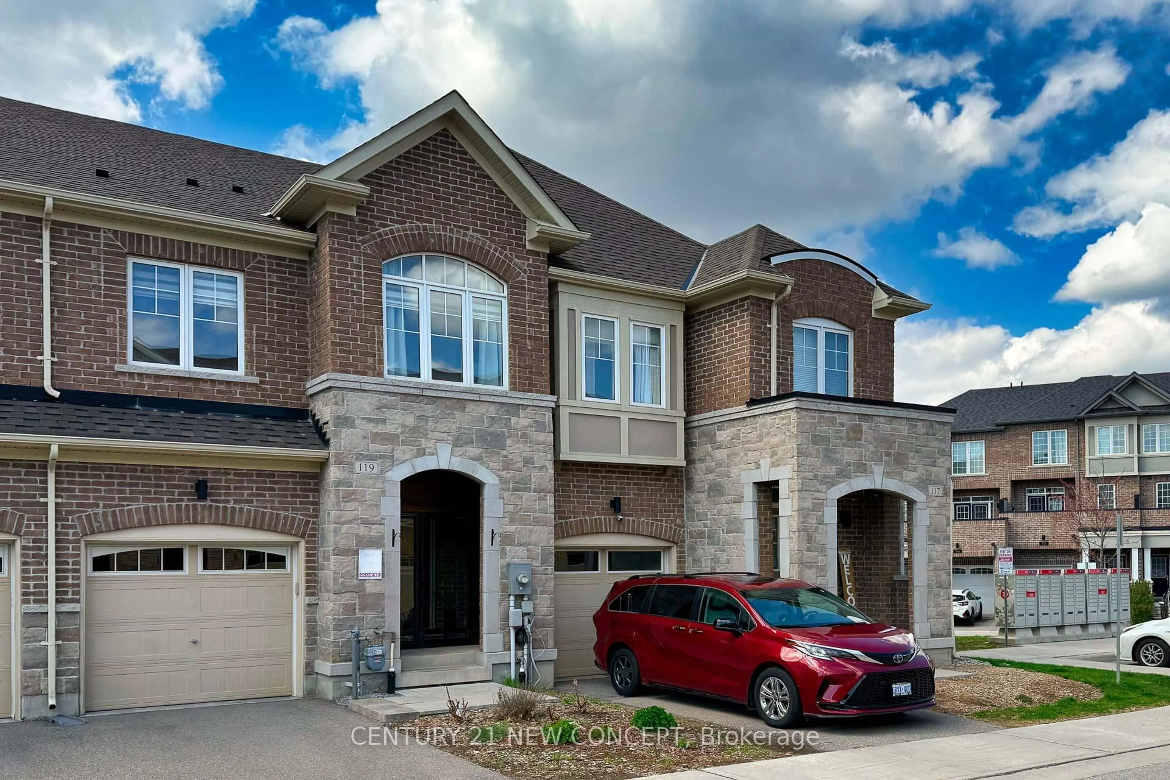 Home with brick exterior material, street for 119 Maguire Rd, Newmarket Ontario L3X 0M1