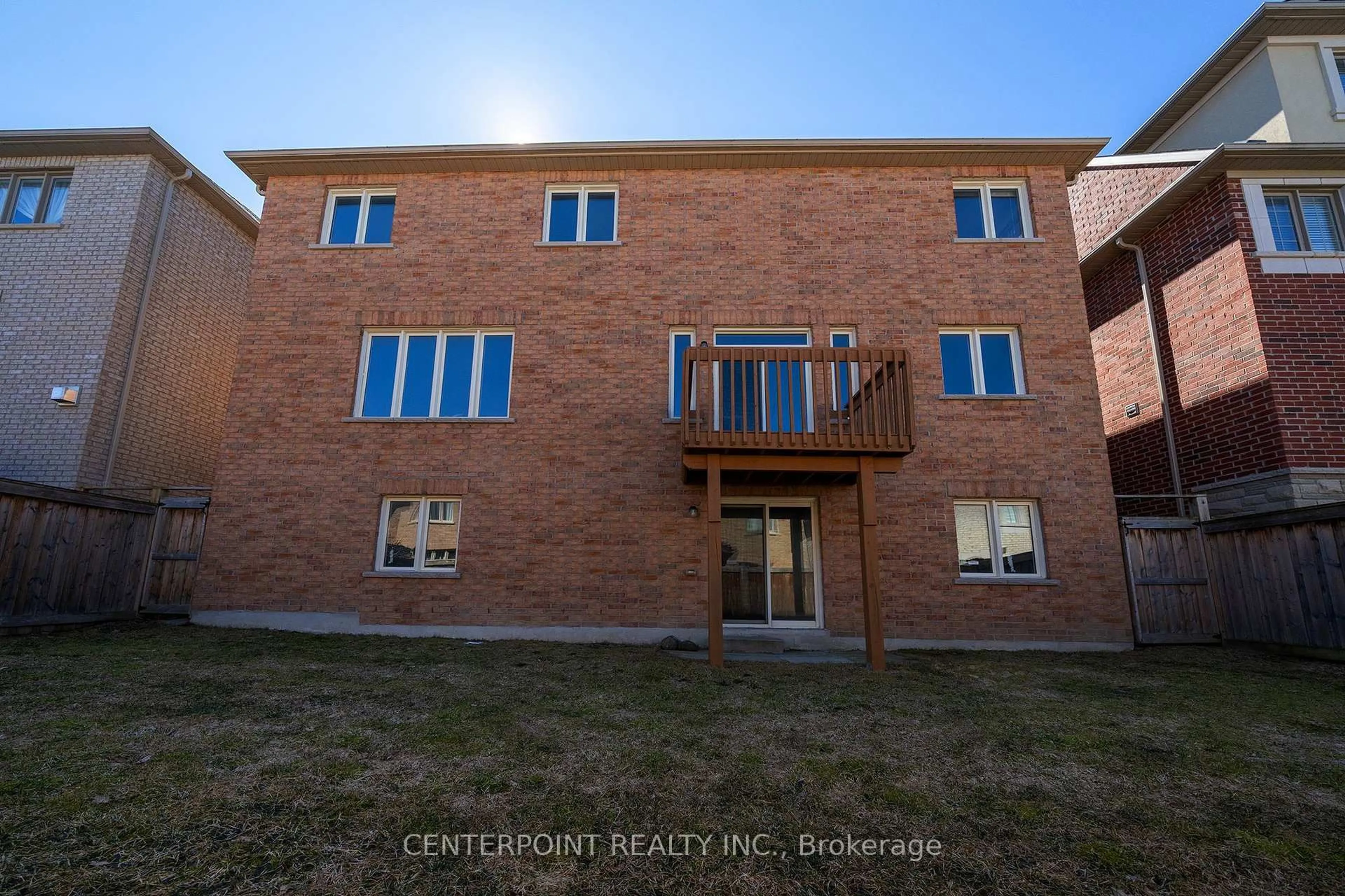 Unknown for 1015 Sherman Brock Circ, Newmarket Ontario L3X 0B8