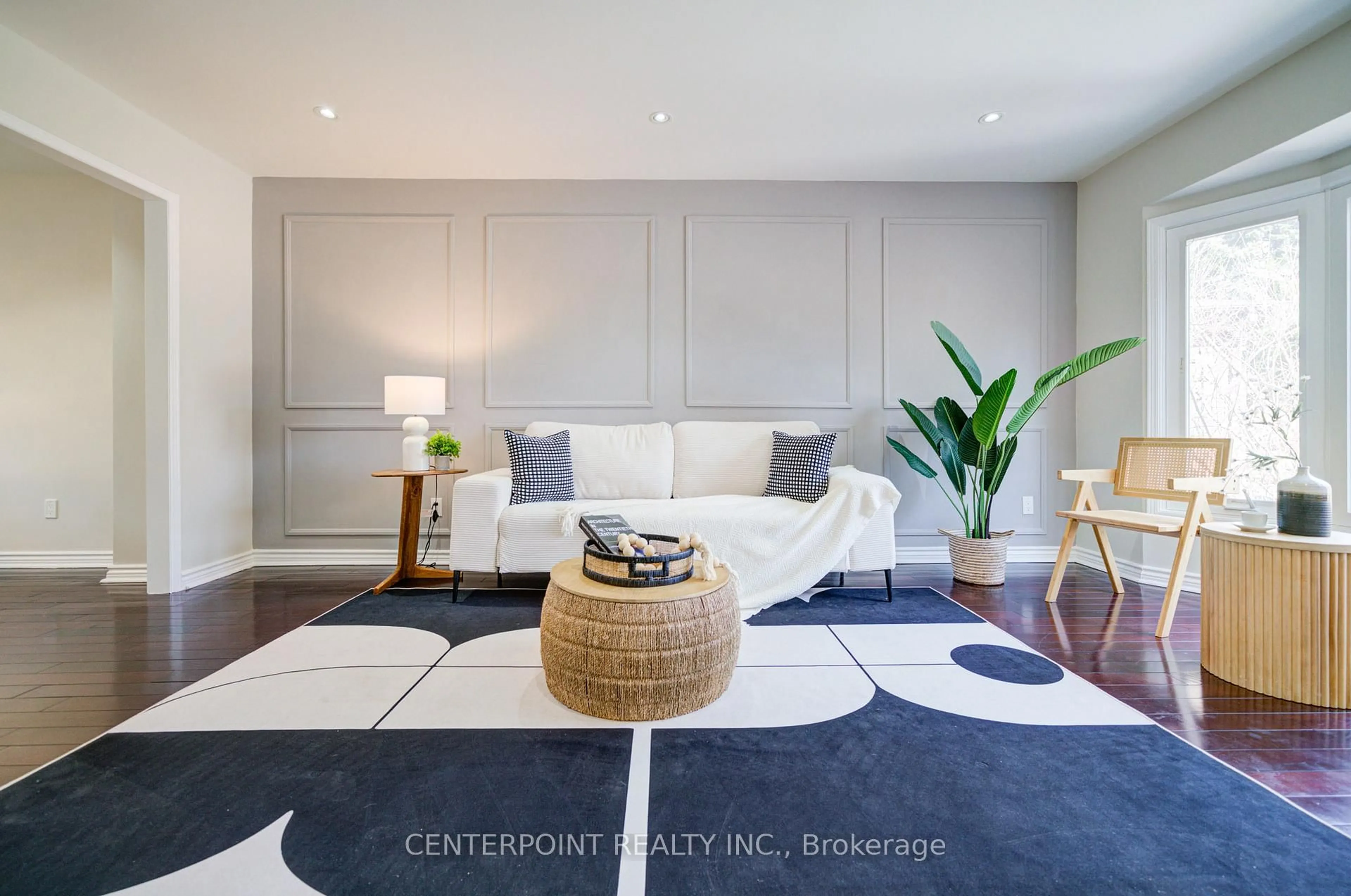 Living room with furniture, cement floor for 20 Norman Ross Dr, Markham Ontario L3S 3E8