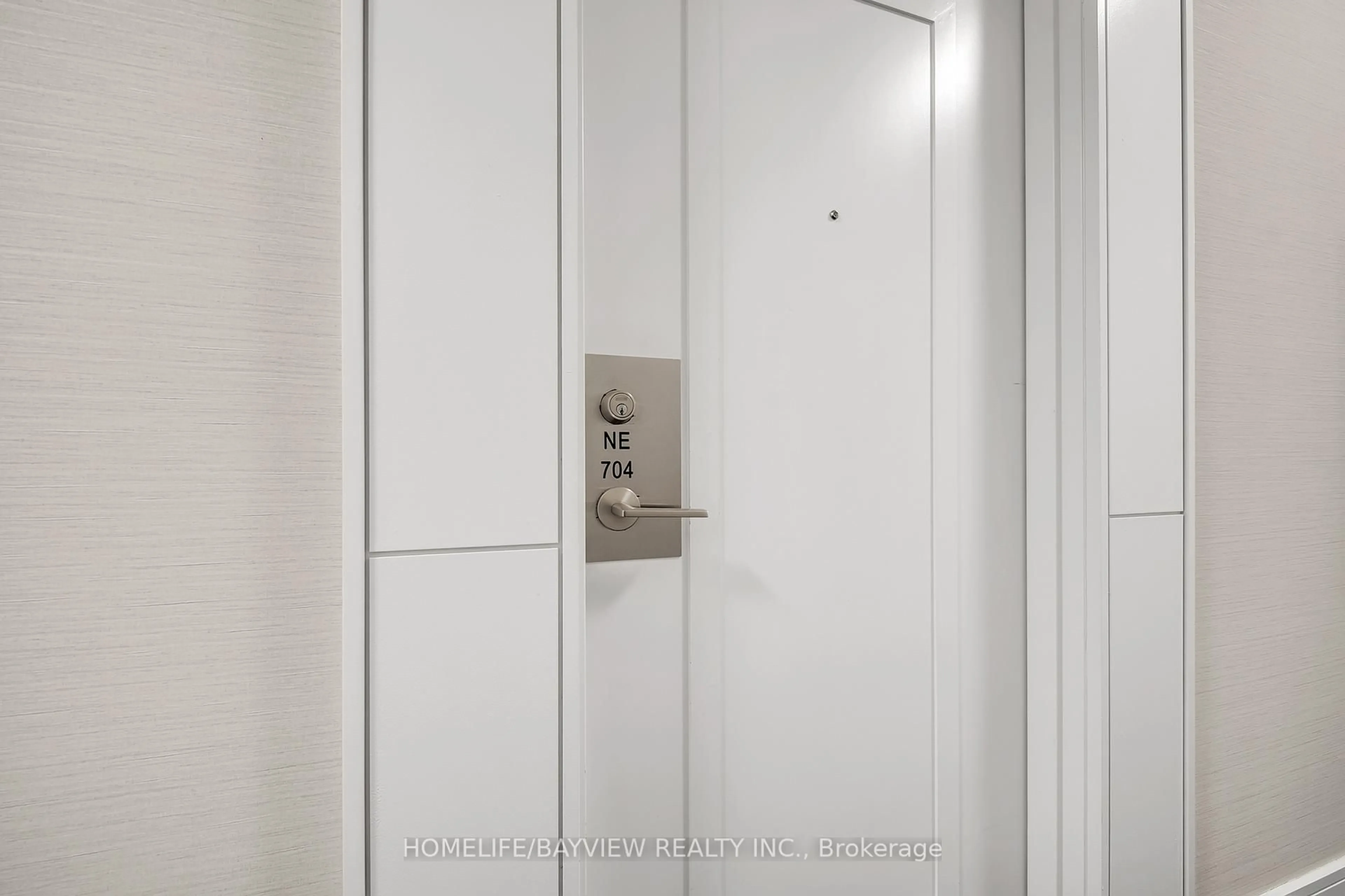 Unknown for 9205 Yonge St #704, Richmond Hill Ontario L4C 1V5