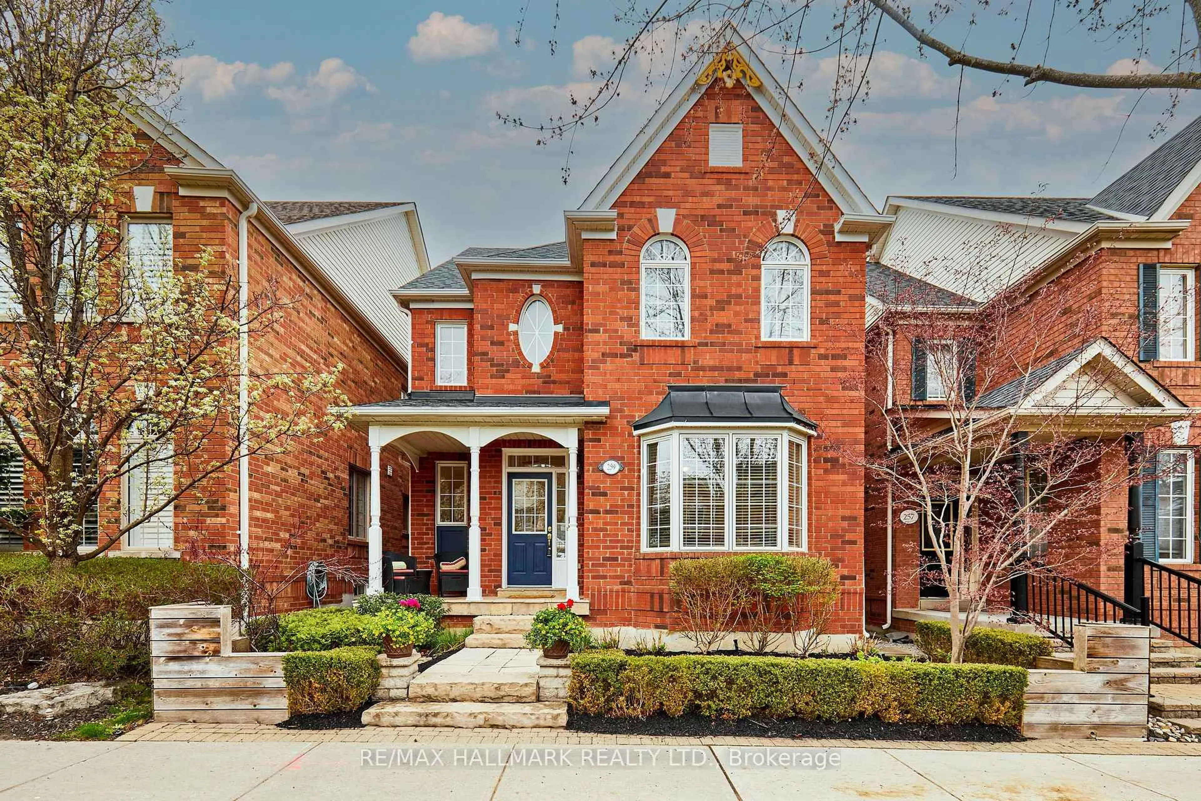 Home with brick exterior material, street for 259 Country Glen Rd, Markham Ontario L6B 1C3