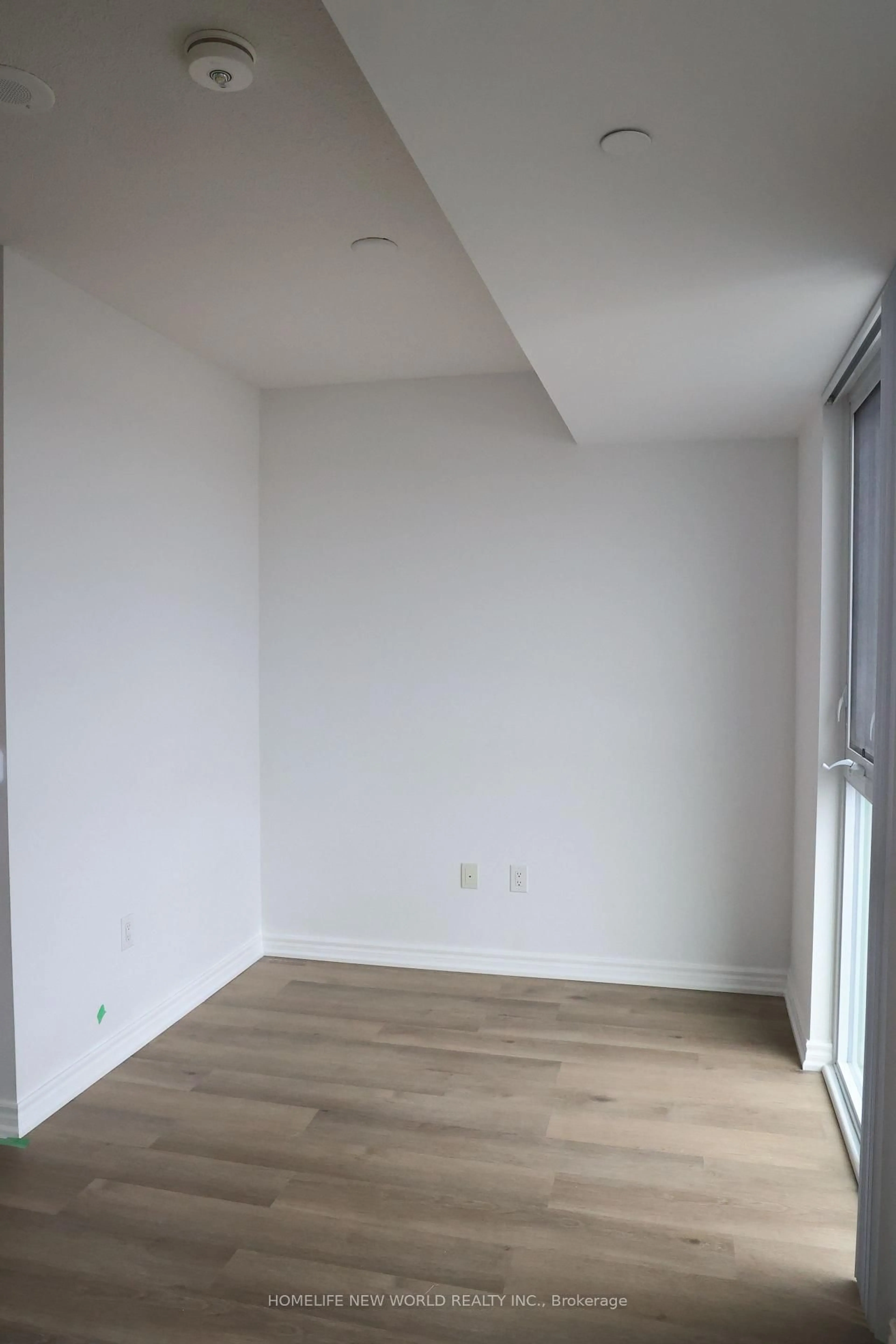 A pic of a room for 38 Honeycrisp Cres #1703, Vaughan Ontario L4K 0M8