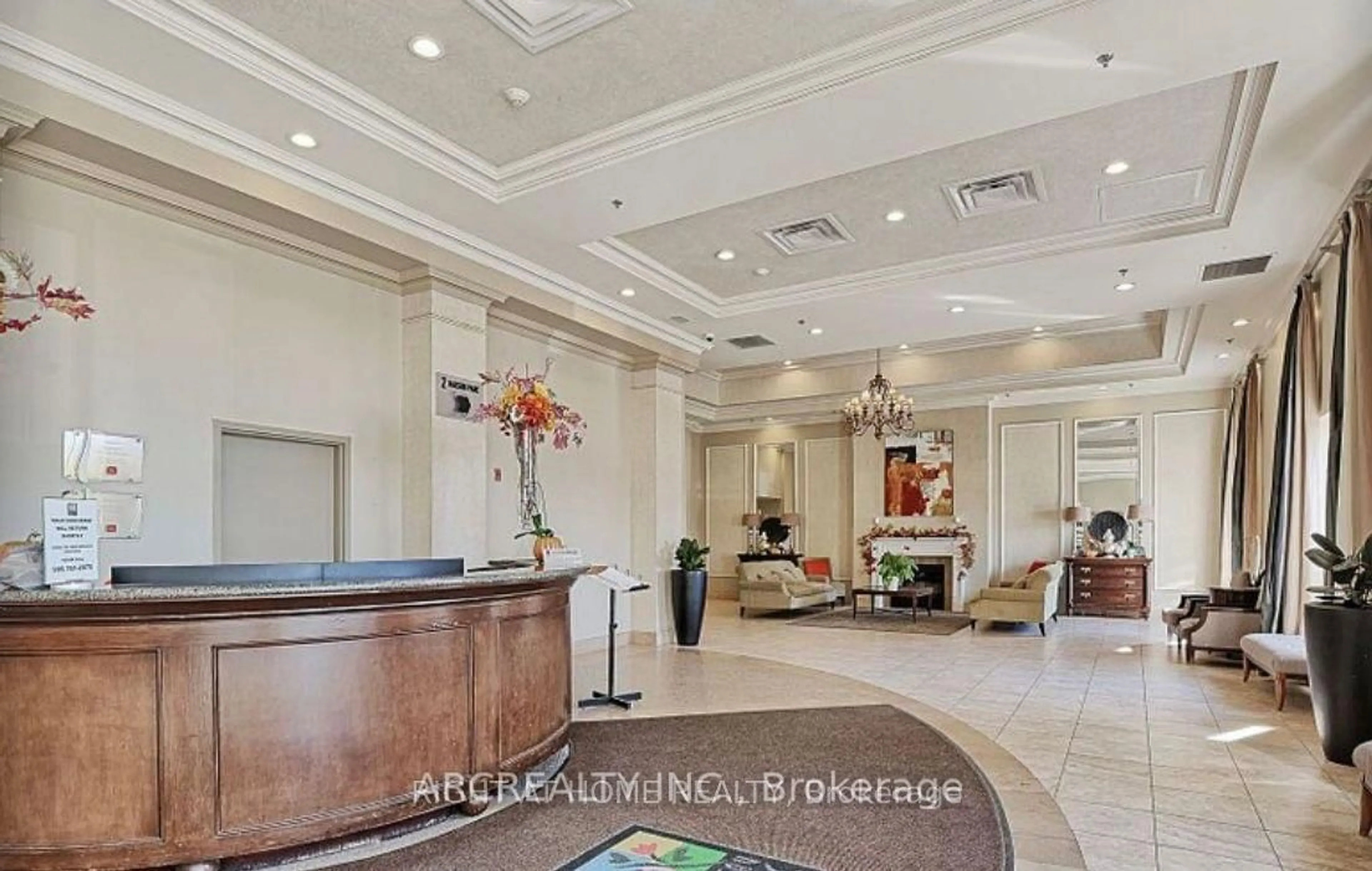 Lobby for 2 Maison Parc Crt #304, Vaughan Ontario L4J 9K4
