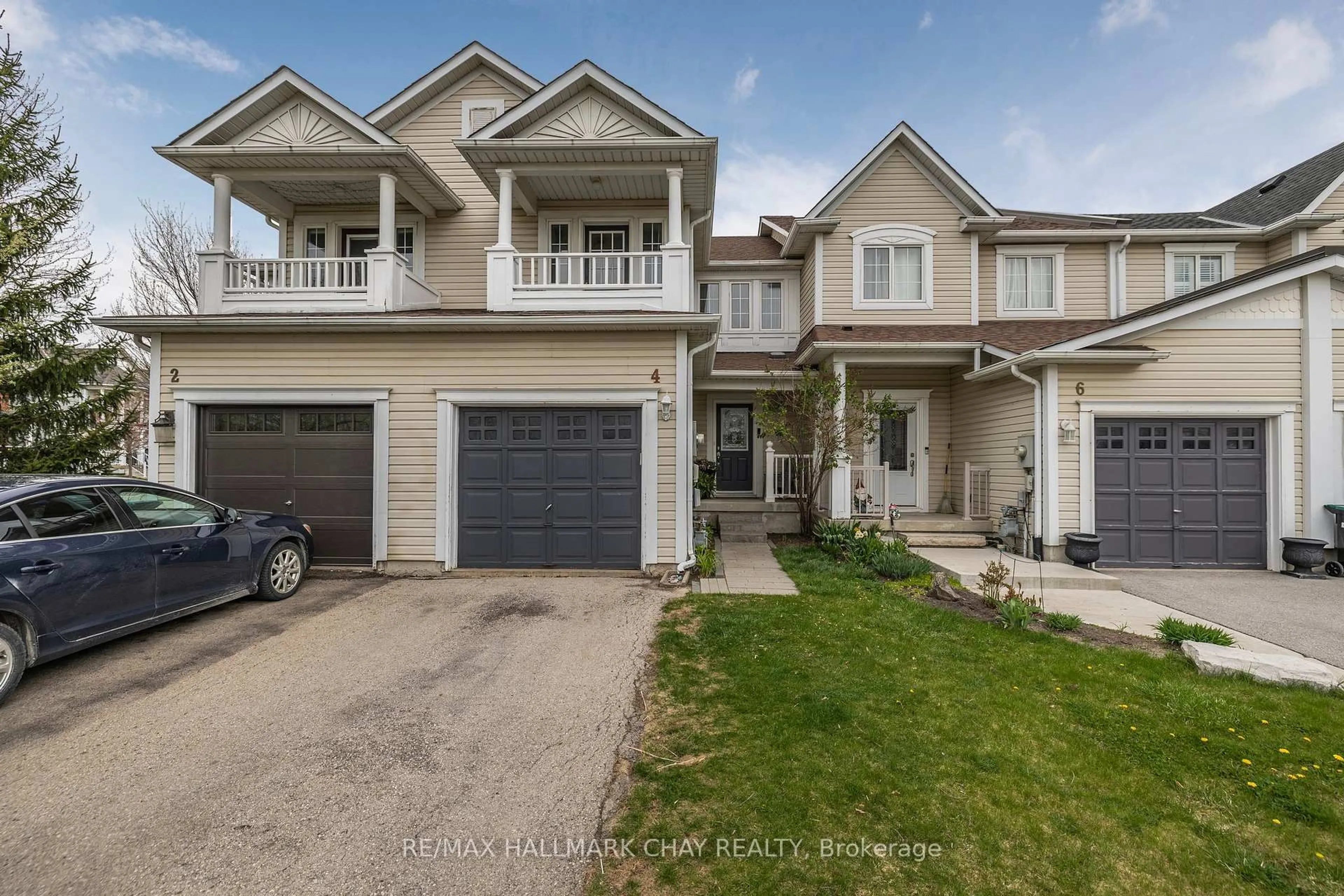 A pic from outside/outdoor area/front of a property/back of a property/a pic from drone, street for 4 Mcgahey St, New Tecumseth Ontario L0G 1W0